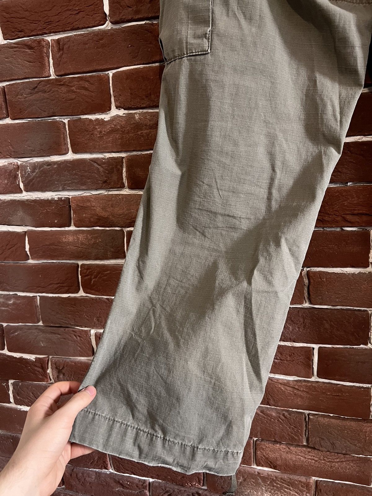 Carhartt Vintage 00s Carhartt Work Cargo Pants Hype Streetwear 31x32 Size US 32 / EU 48 - 6 Thumbnail