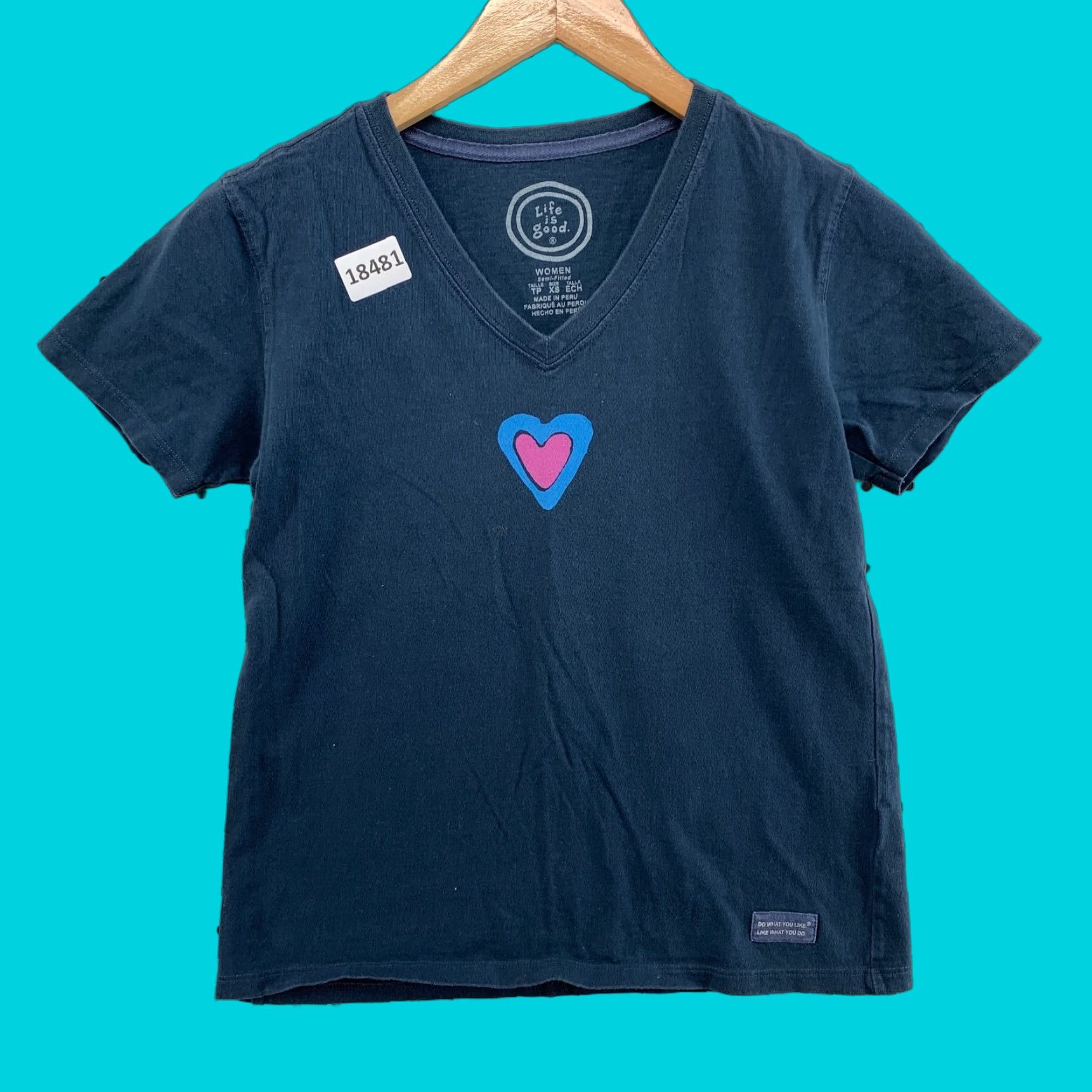 Life is Good LIFE IS GOOD Women's V-Neck Semi-Fitted T-Shirt Heart Graphic XS Blue Love Size XS / US 0-2 / IT 36-38 - 1 Thumbnail