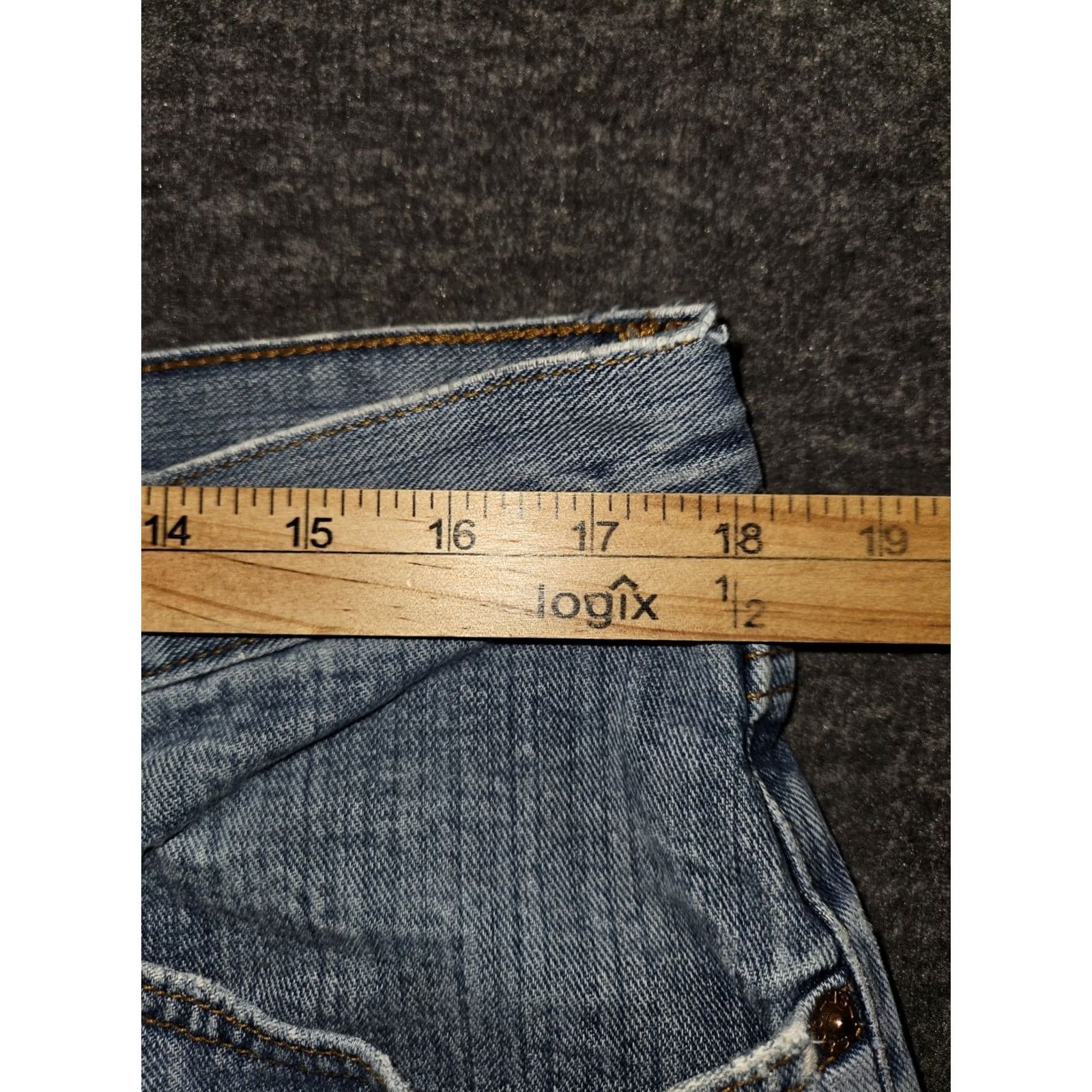 Levi's Levi's Relaxed Straight Leg Jeans Men's 36x30 100% Cotton Denim Casual Blue Logo 90s USA Distressed Pockets Regular 559 Jeans Mens Size US 36 / EU 52 - 4 Thumbnail