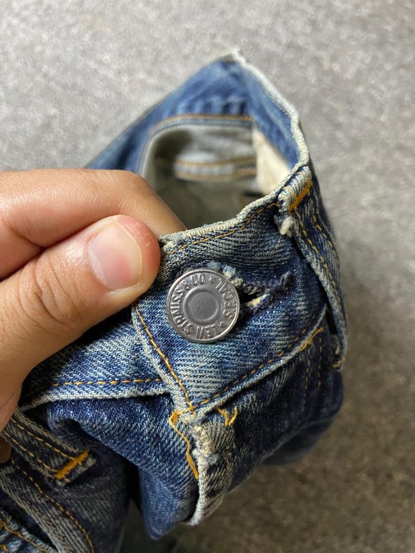 Levi's Levis Strauss Co. Distressed Denim Ripped Jeans (135) Size US 30 / EU 46 - 10 Thumbnail