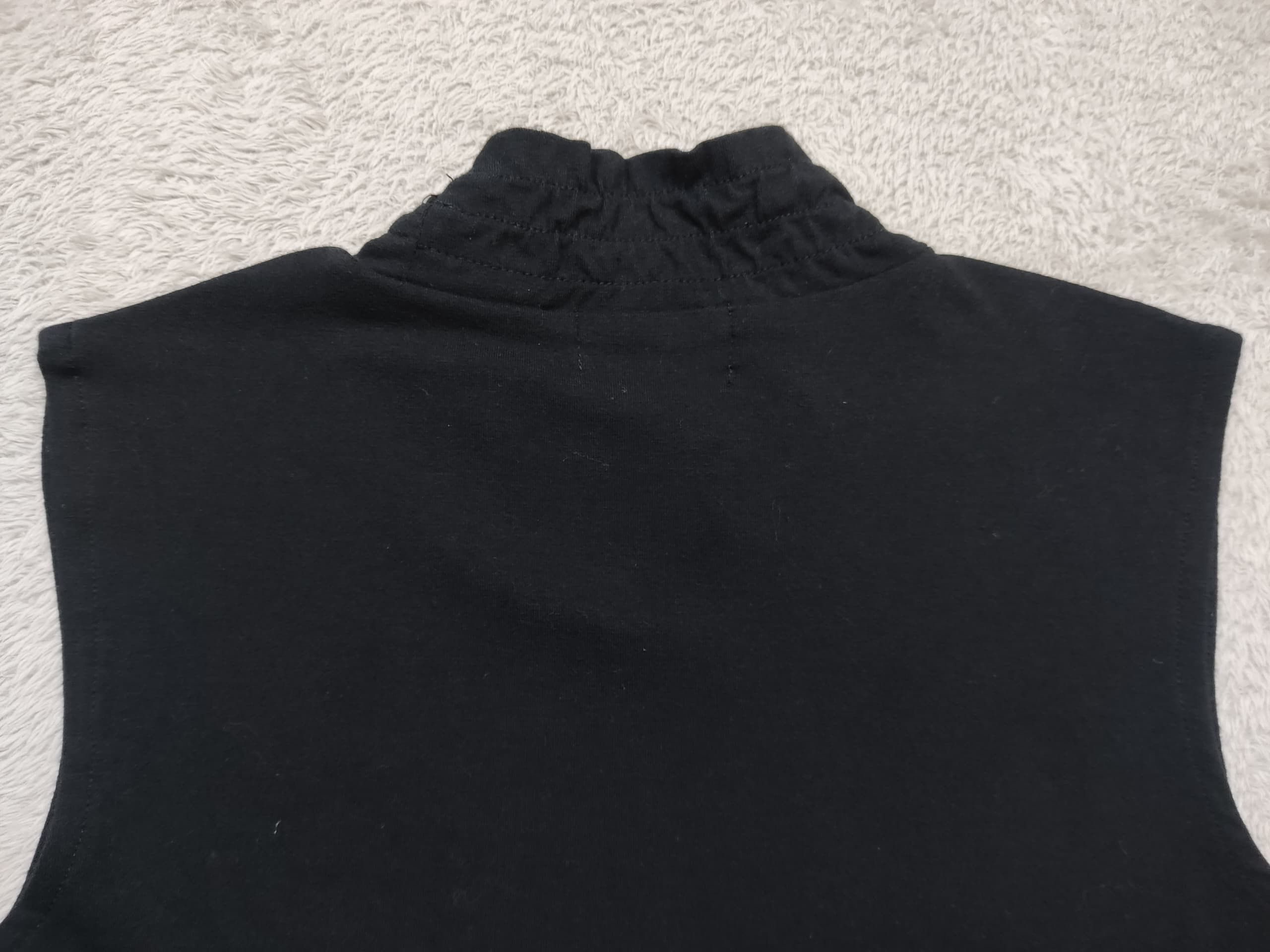 Burberry Burberry London Sleeveless Mock Neck Top Ruffled Logo Tank Size US M / EU 48-50 / 2 - 9 Thumbnail