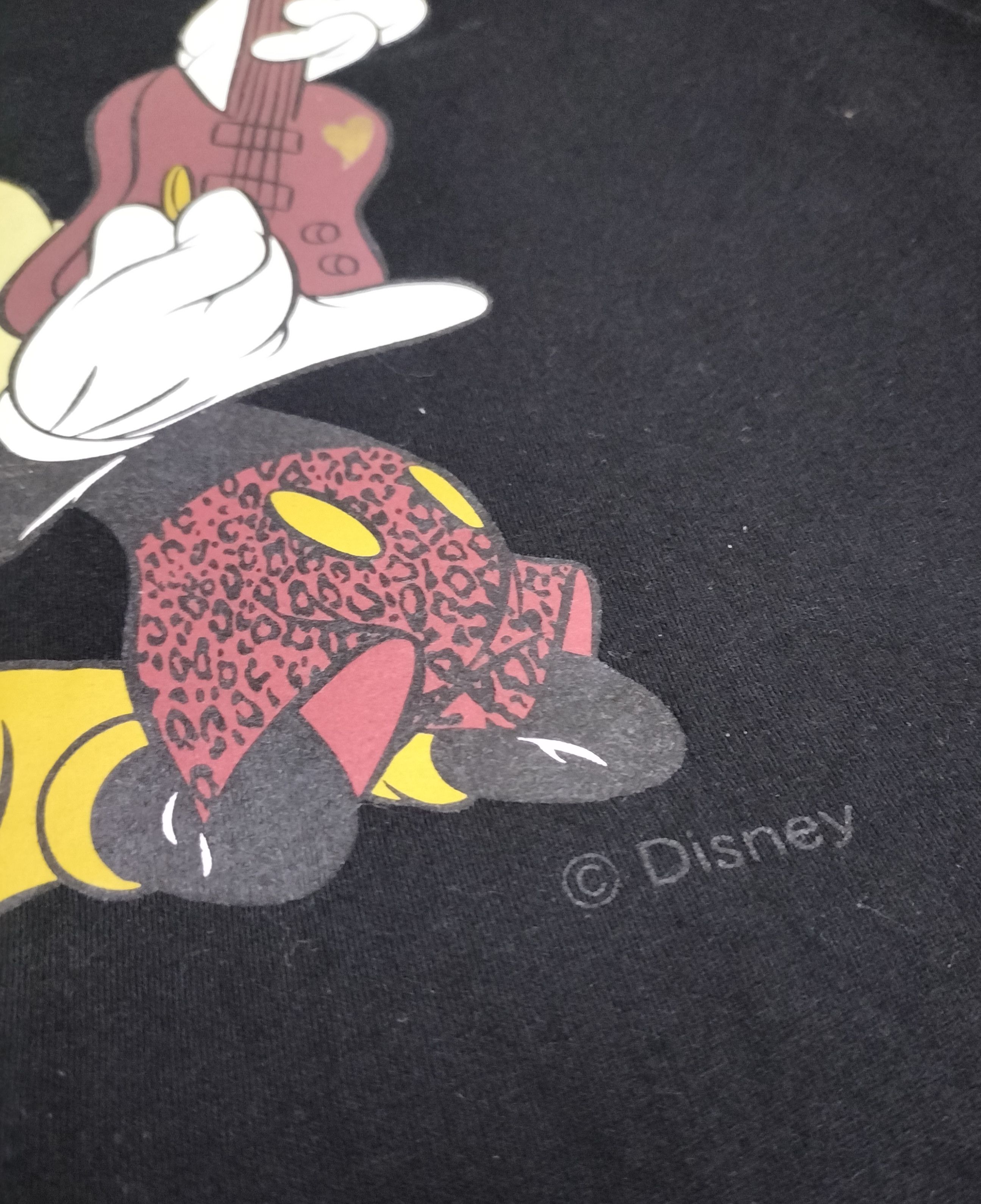 Roen By Roen × Disney Mickey Mouse Guitar V-neck Tee Size US M / EU 48-50 / 2 - 5 Thumbnail