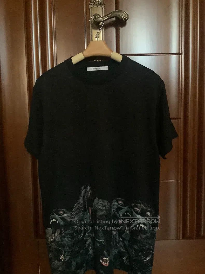 Givenchy Givenchy Short Sleeve T-Shirt, Size XXS, Shoulder Width 46 Size US XXS / EU 40 - 1 Thumbnail
