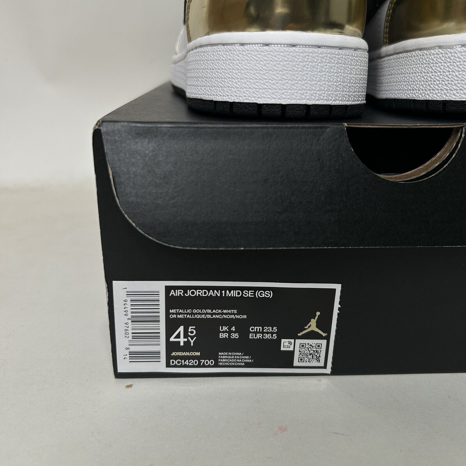 Jordan Brand Nike Shoes Air Jordan 1 Retro Mid SE “Metallic Gold” 2024 Size US 6 / IT 36 - 5 Thumbnail
