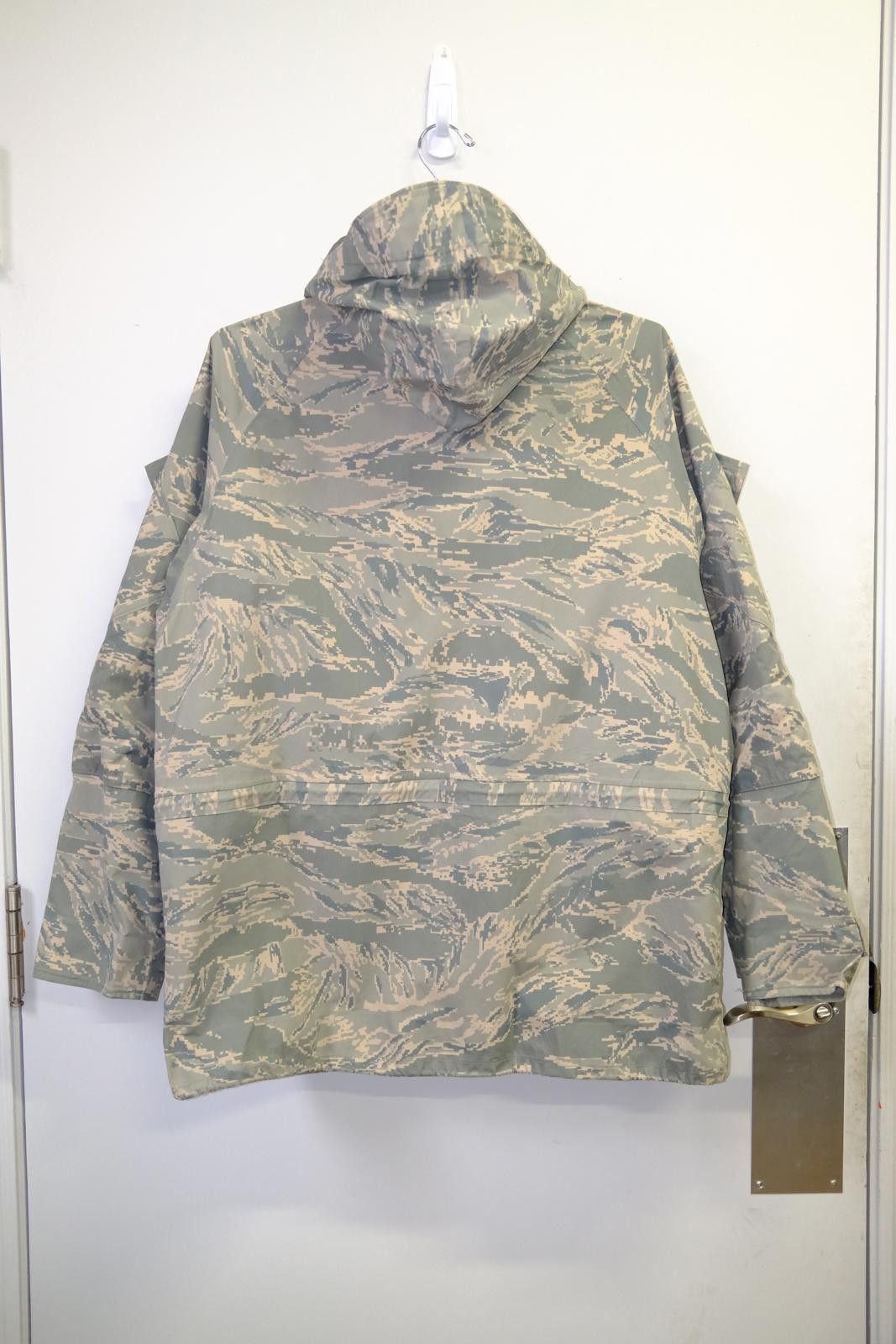 Other 00s Military Tiger Stripe Camo Gore-Tex Shell Jacket Size L / US 10 / IT 46 - 2 Thumbnail