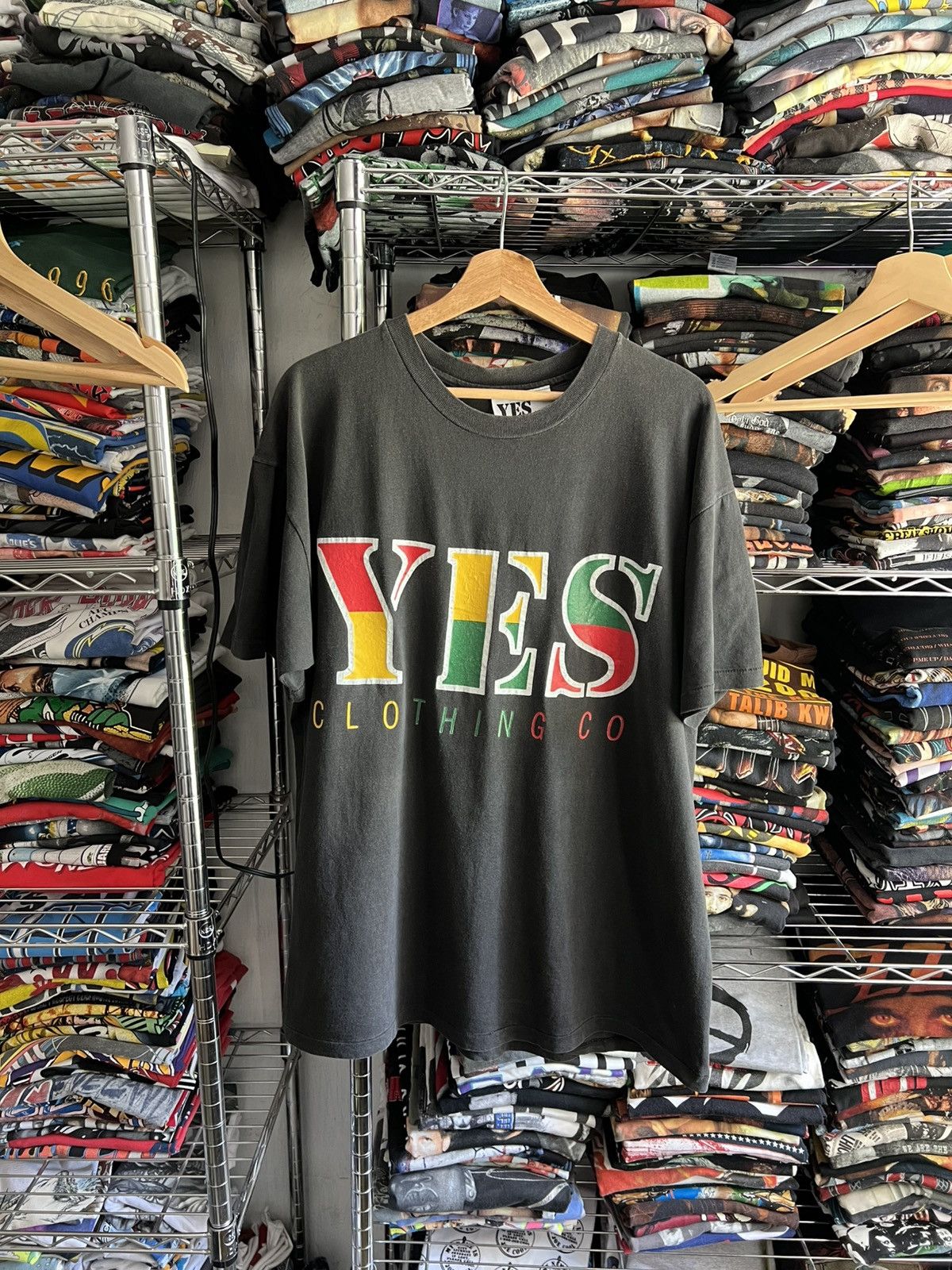 Vintage 90s Yes Clothing Men Single Stitch Reggae Rastafari Tee Size US XL / EU 56 / 4 - 1 Thumbnail