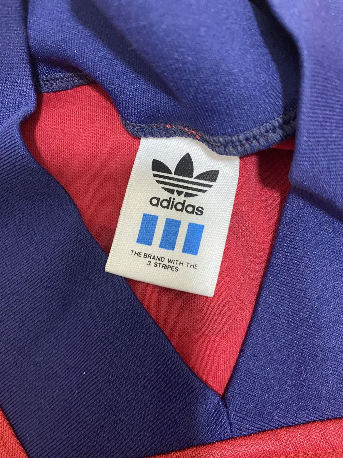 Adidas Vintage Adidas Big Trefoil Jersey Red – Made in Japan Size US L / EU 52-54 / 3 - 3 Thumbnail