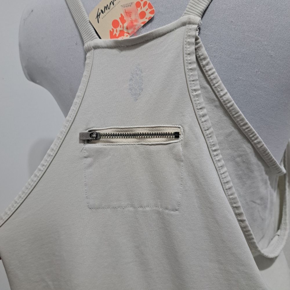 Free People Free People Movement Hot Shot V- Neck Sleeveless Patch Pocke Size L / US 10 / IT 46 - 12 Thumbnail