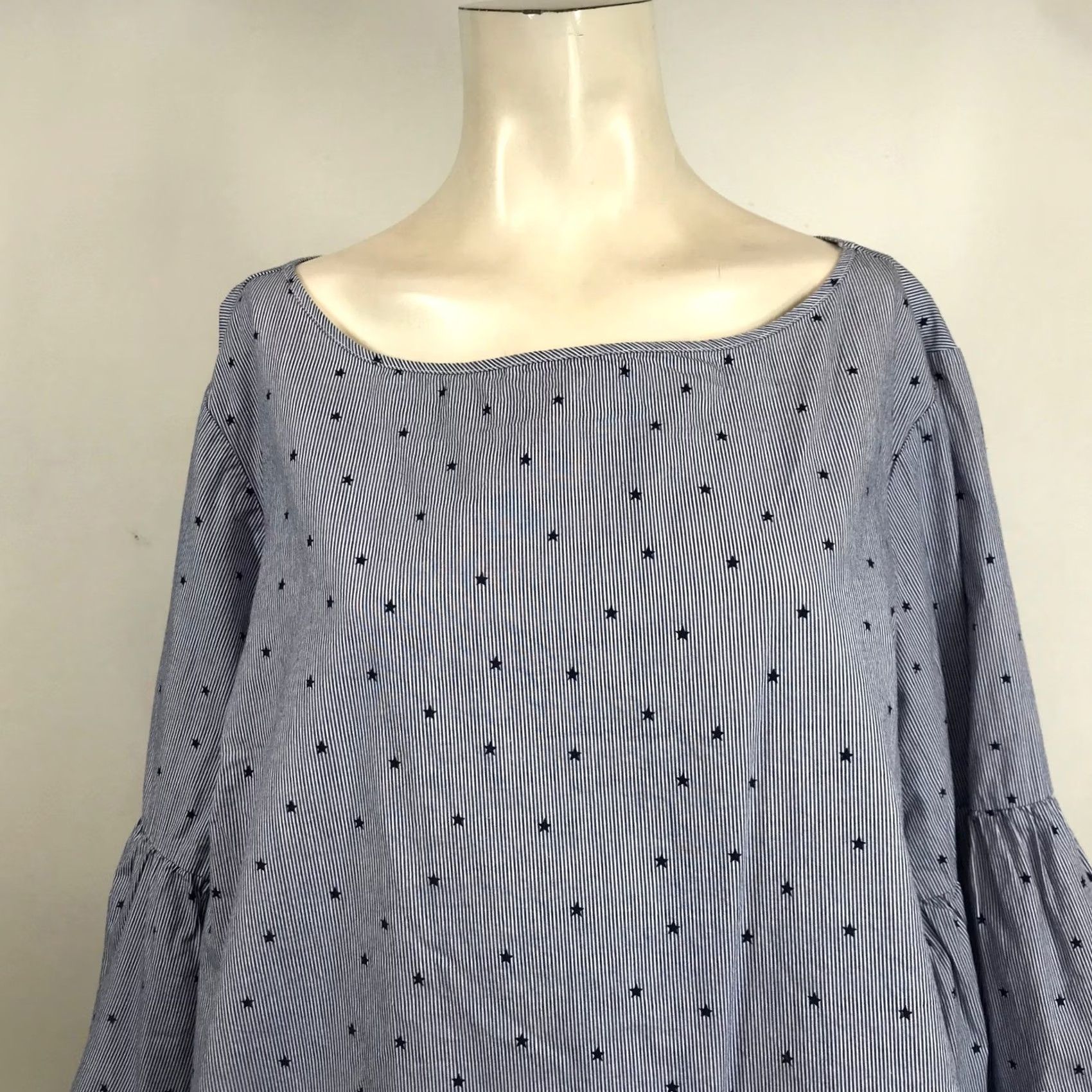 Vintage Zac & Rachel Woman 1X Blue White Pinstripe Star Embroidered Bell Sleeve Blouse Size XL / US 12-14 / IT 48-50 - 2 Thumbnail