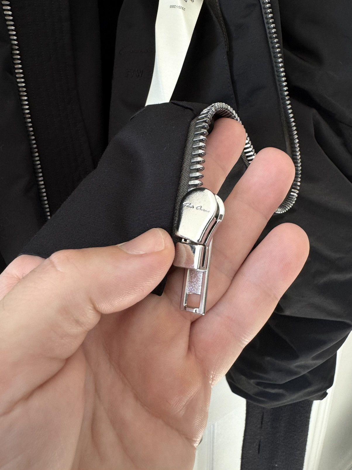 Rick Owens RARE: FW22 STROBE Padded Gauntlet Bomber Size US M / EU 48-50 / 2 - 8 Thumbnail
