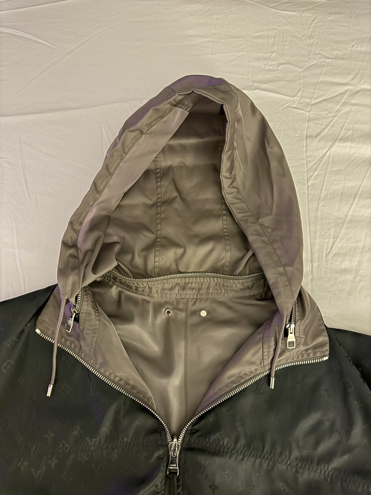 Louis Vuitton Louis Vuitton Black Reversible Monogram Windbreaker Size US XL / EU 56 / 4 - 8 Thumbnail