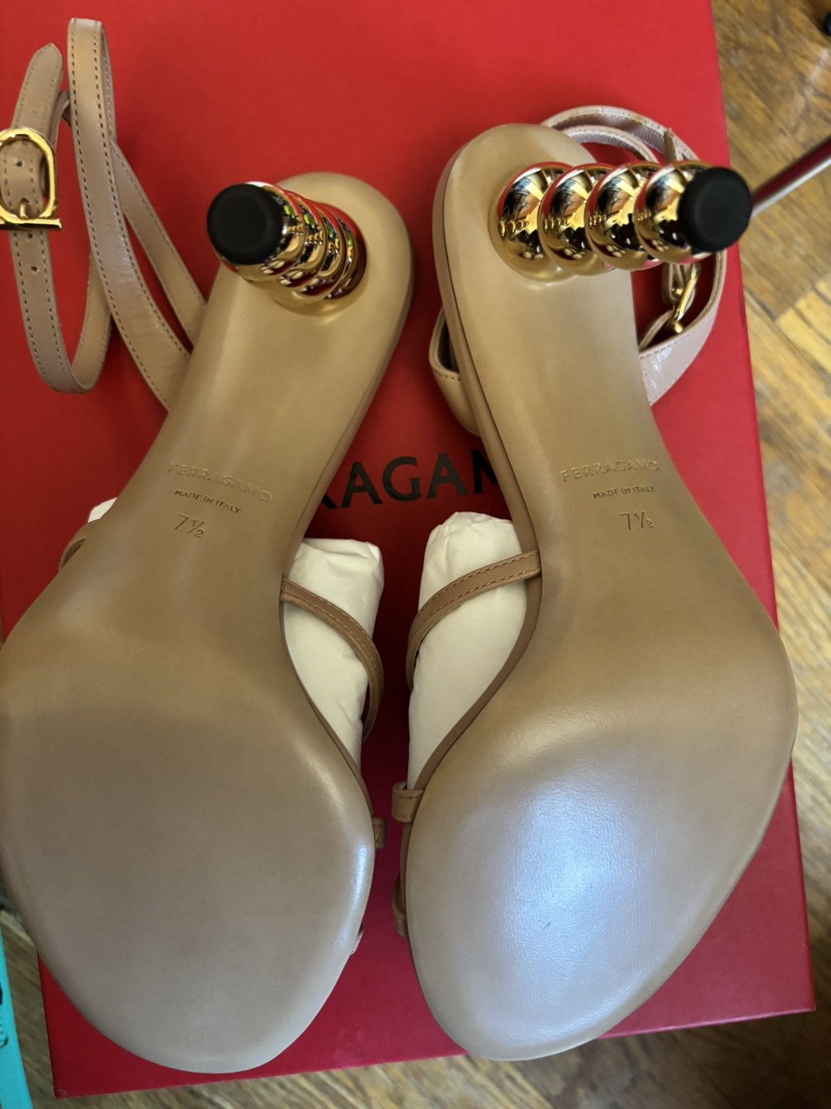 Salvatore Ferragamo Ferragamo spherical heel sandal Size US 7.5 / IT 37.5 - 4 Thumbnail
