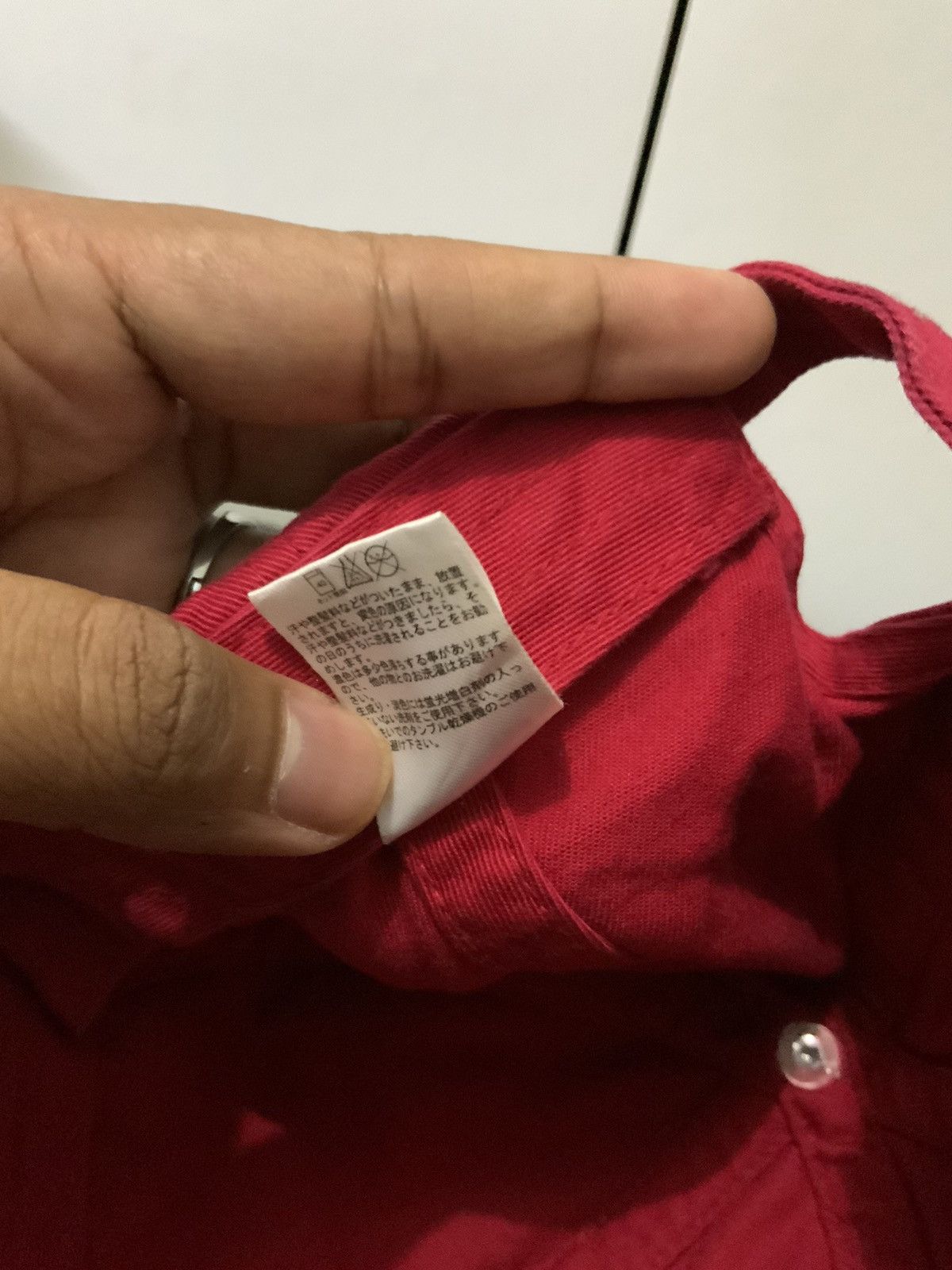 Uniqlo Uniqlo Distressed Plain Red Streetwear Hat Size ONE SIZE - 13 Thumbnail