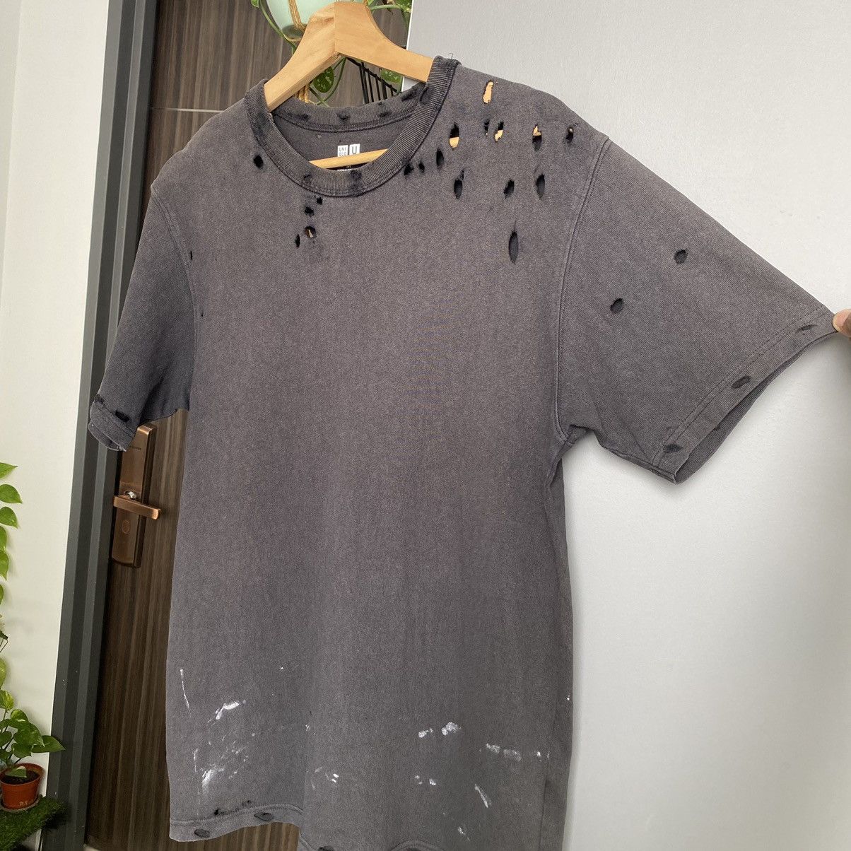 Lemaire × Uniqlo 💥SICK💥Thrashed Faded Lemaire x Uniqlo ERD GRUNGE TSHIRT Size US M / EU 48-50 / 2 - 2 Thumbnail
