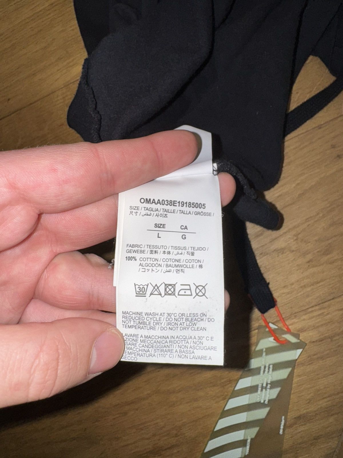 Off-White Off-White Fall-Winter 2019/20 T-Shirt “INCOMPIUTO” Size US L / EU 52-54 / 3 - 10 Thumbnail