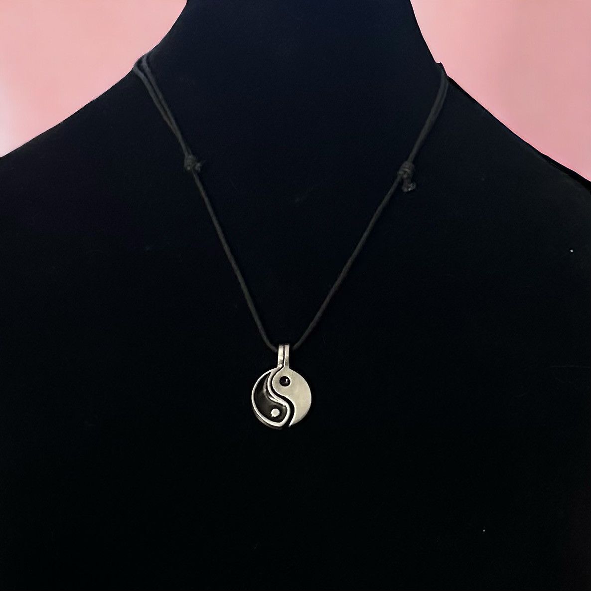 Other Yin Yang adjustable cord pendant necklace Size ONE SIZE - 1 Thumbnail
