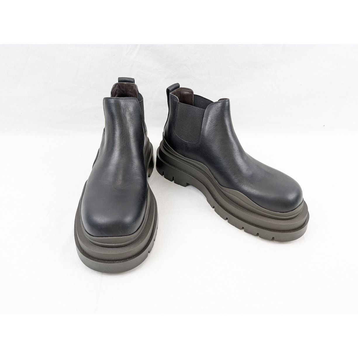 Bottega Veneta o1rshd1 Military Calf Tire Ankle Boots in Black Size US 11 / EU 44 - 14 Thumbnail