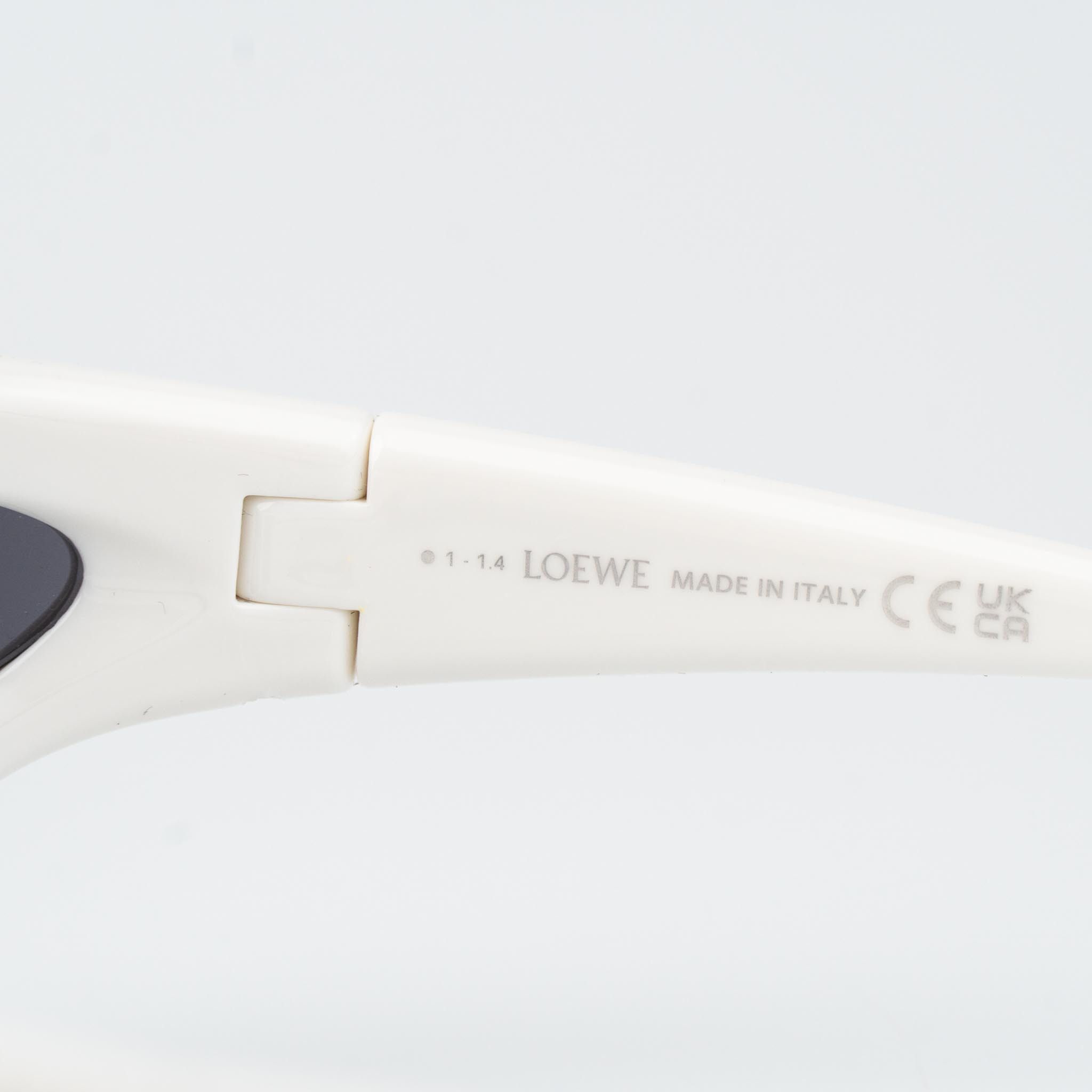 Loewe Loewe Women Sunglasses Wraparound LW40143U 25A NEW AUTHENTIC Size ONE SIZE - 6 Thumbnail