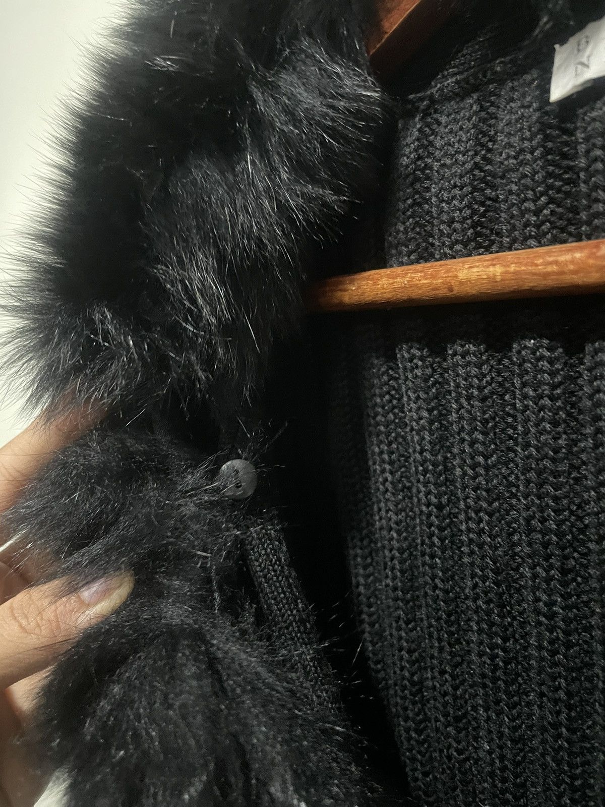 Barneys New York Barneys New York Sweatshirt with blue fox fur neck Size ONE SIZE - 7 Thumbnail