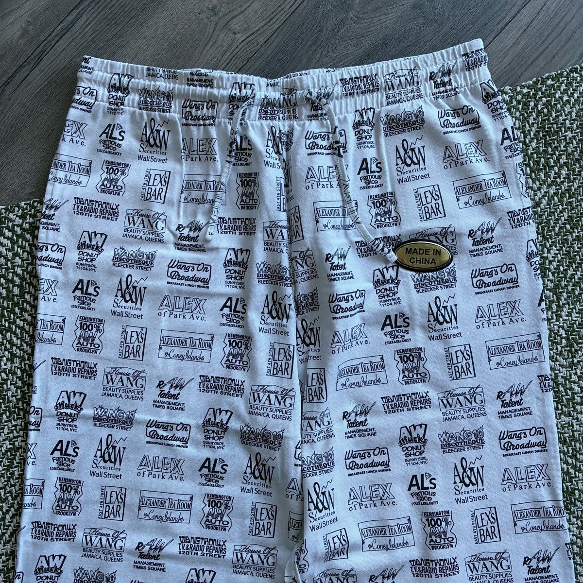 Alexander Wang Alexander Wang Made In China Sticker Sweat Lounge Pants Size US 36 / EU 52 - 3 Thumbnail
