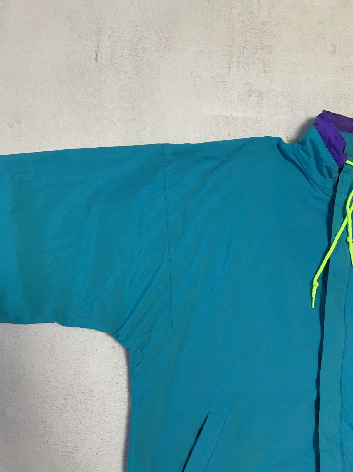 Vintage Vintage Nike Jacket Nylon Windbreaker Baggy Swoosh Y2K 90s Size US M / EU 48-50 / 2 - 5 Thumbnail