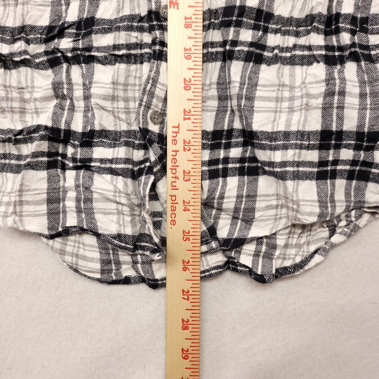 Croft & Barrow Croft & Barrow Tartan Flannel Shirt Mens Size S White Black Size US S / EU 44-46 / 1 - 8 Thumbnail