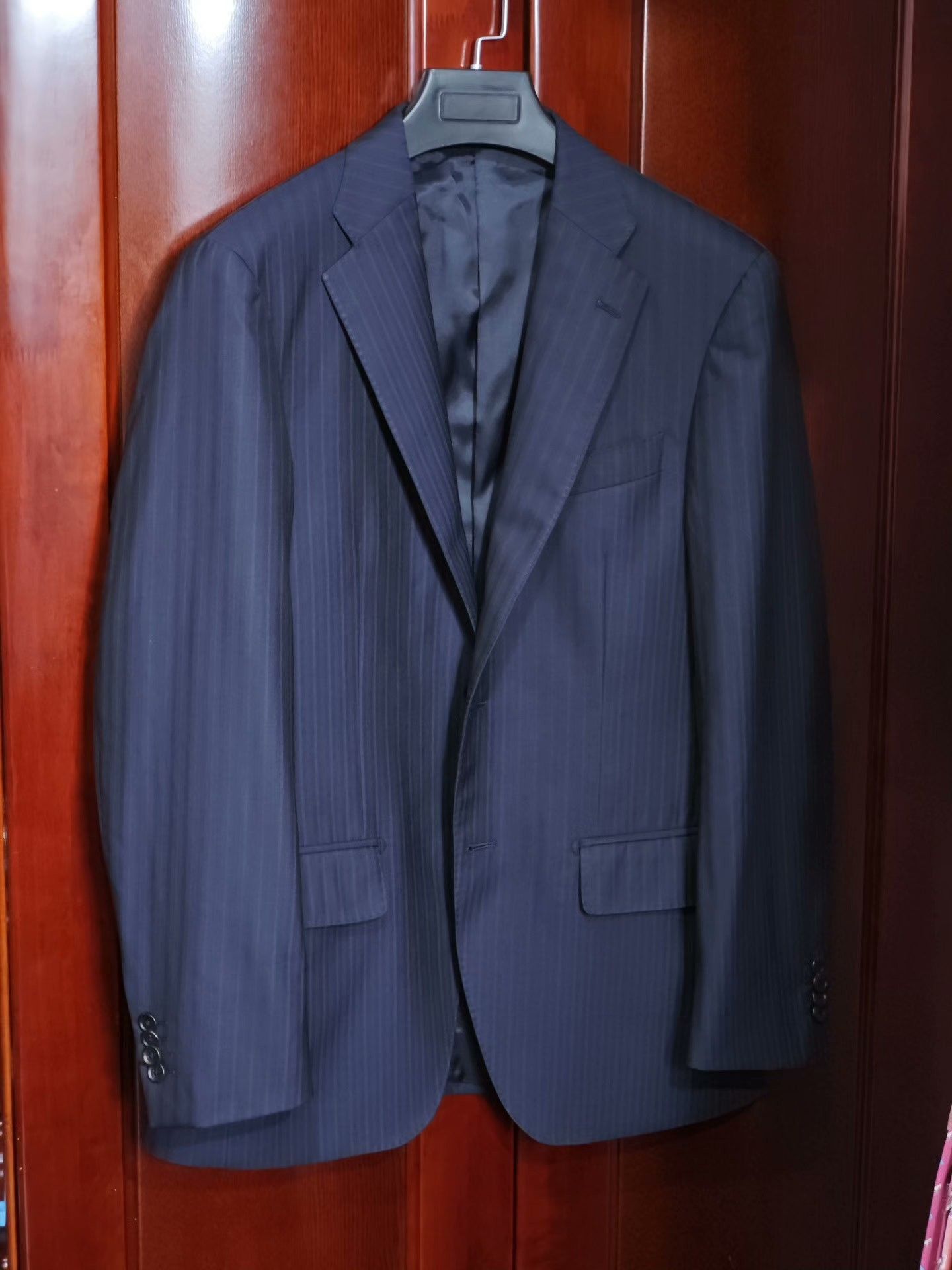 Japanese Brand Custom Italian Wool Suit in Navy Size US M / EU 48-50 / 2 - 1 Thumbnail