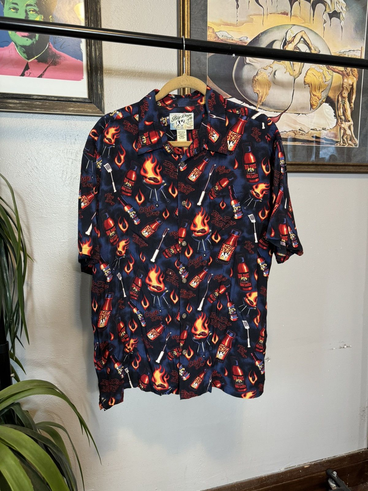 Big Dogs × Vintage Vintage Big Dog Hot Sauce Rayon Shirt Size US L / EU 52-54 / 3 - 1 Thumbnail