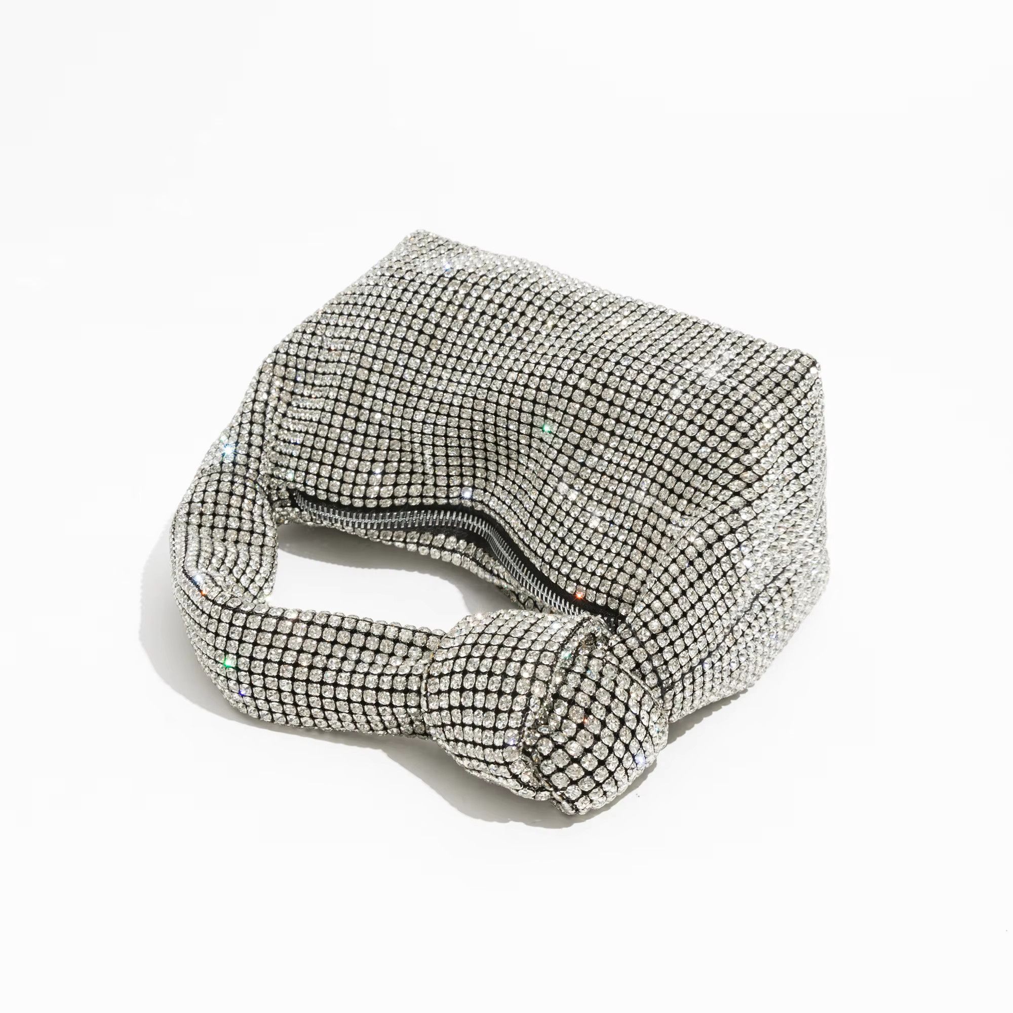 Designer Luxury Rhinestones Knot Bag Size ONE SIZE - 3 Thumbnail