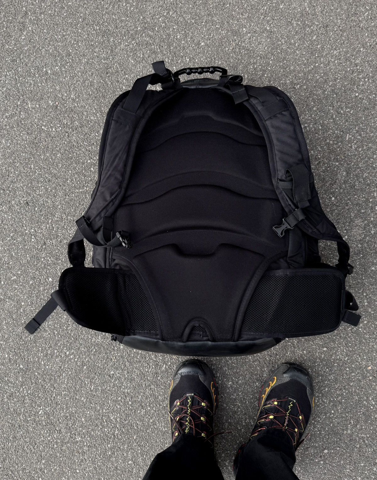 Oakley Oakley Y2K Kitchen Sink Rare Tactical Backpack Gear Bag Size ONE SIZE - 11 Thumbnail