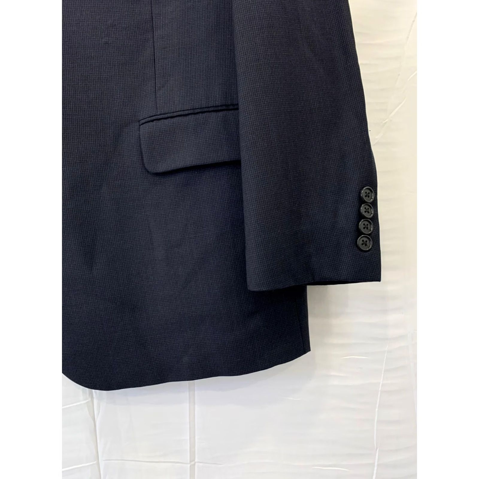 Vintage Hickey Freeman Navy Blazer 48R 2 Button Wool Sport Coat Made in USA Men’s Blazer Wool Navy 48 Chest USA 2-Button Classic Tailored Fit Mens Size 48R - 7 Thumbnail