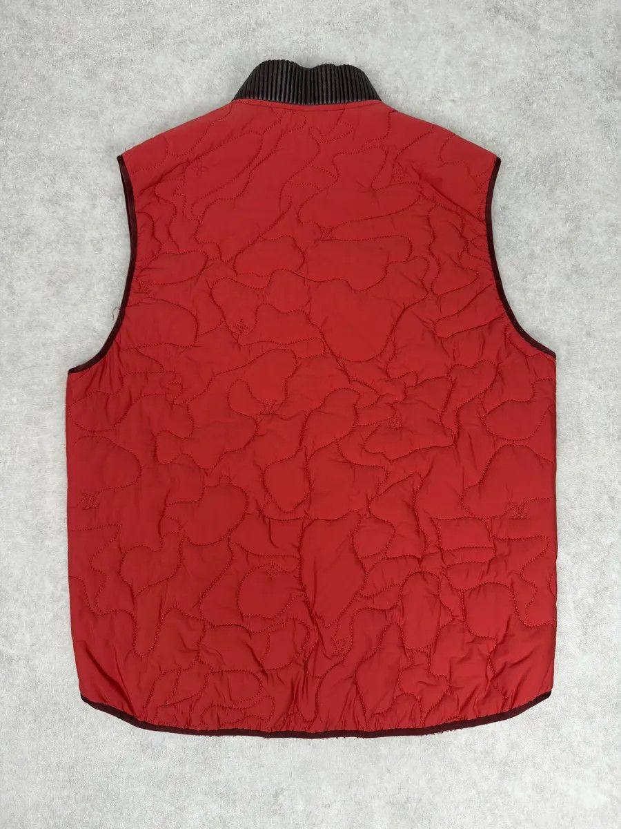 Louis Vuitton Louis Vuitton Red Abstract Camo Vest Size US M / EU 48-50 / 2 - 2 Thumbnail