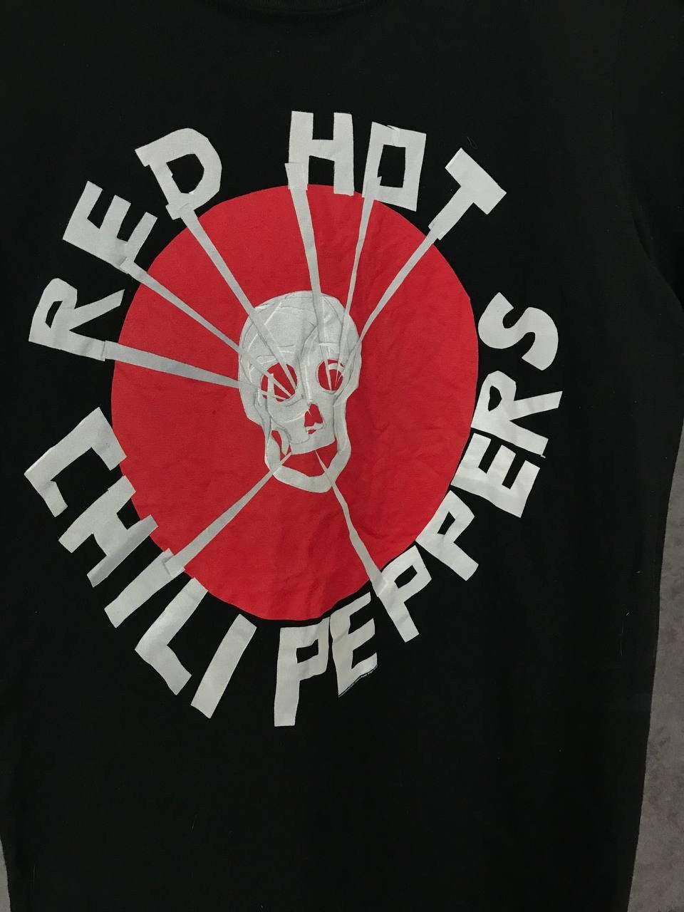 Band Tees Red Hot Chilli Peppers skulls cult rock band tee Size US S / EU 44-46 / 1 - 3 Thumbnail
