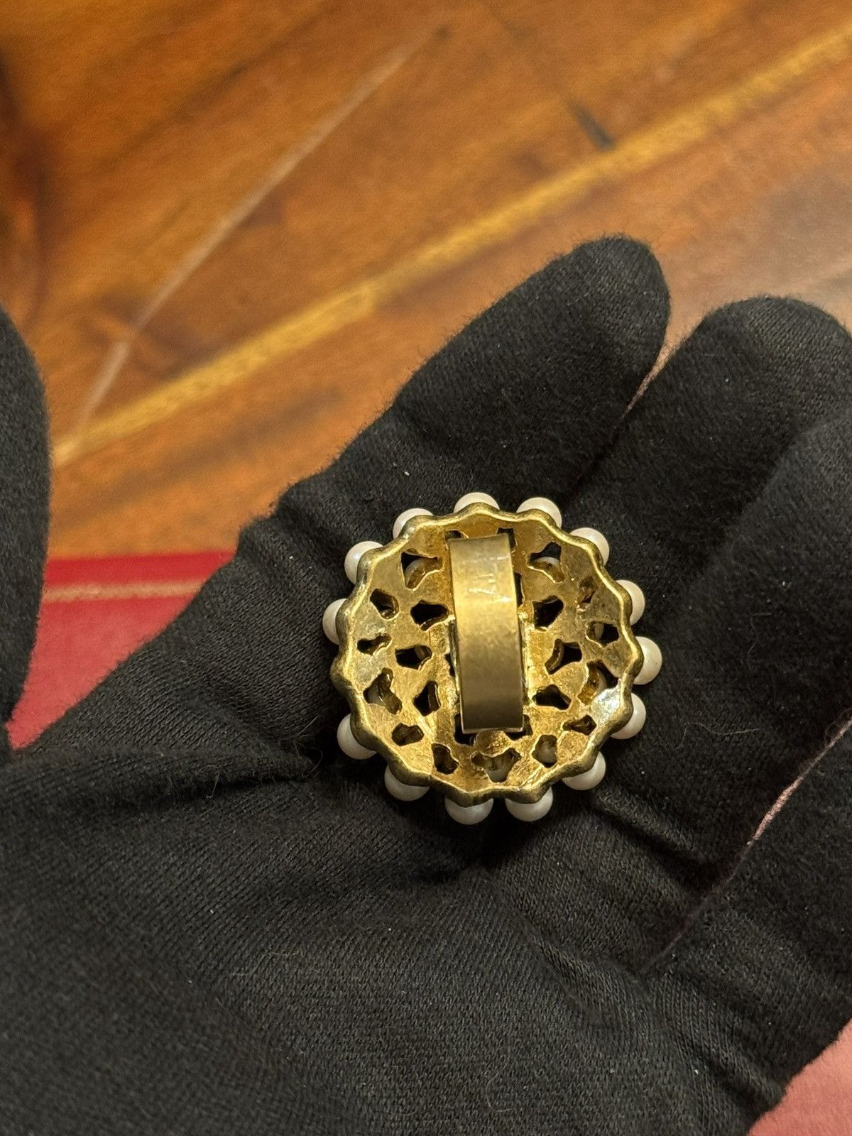 Vintage Vintage Costume Cluster Pearl Ring Size ONE SIZE - 7 Thumbnail