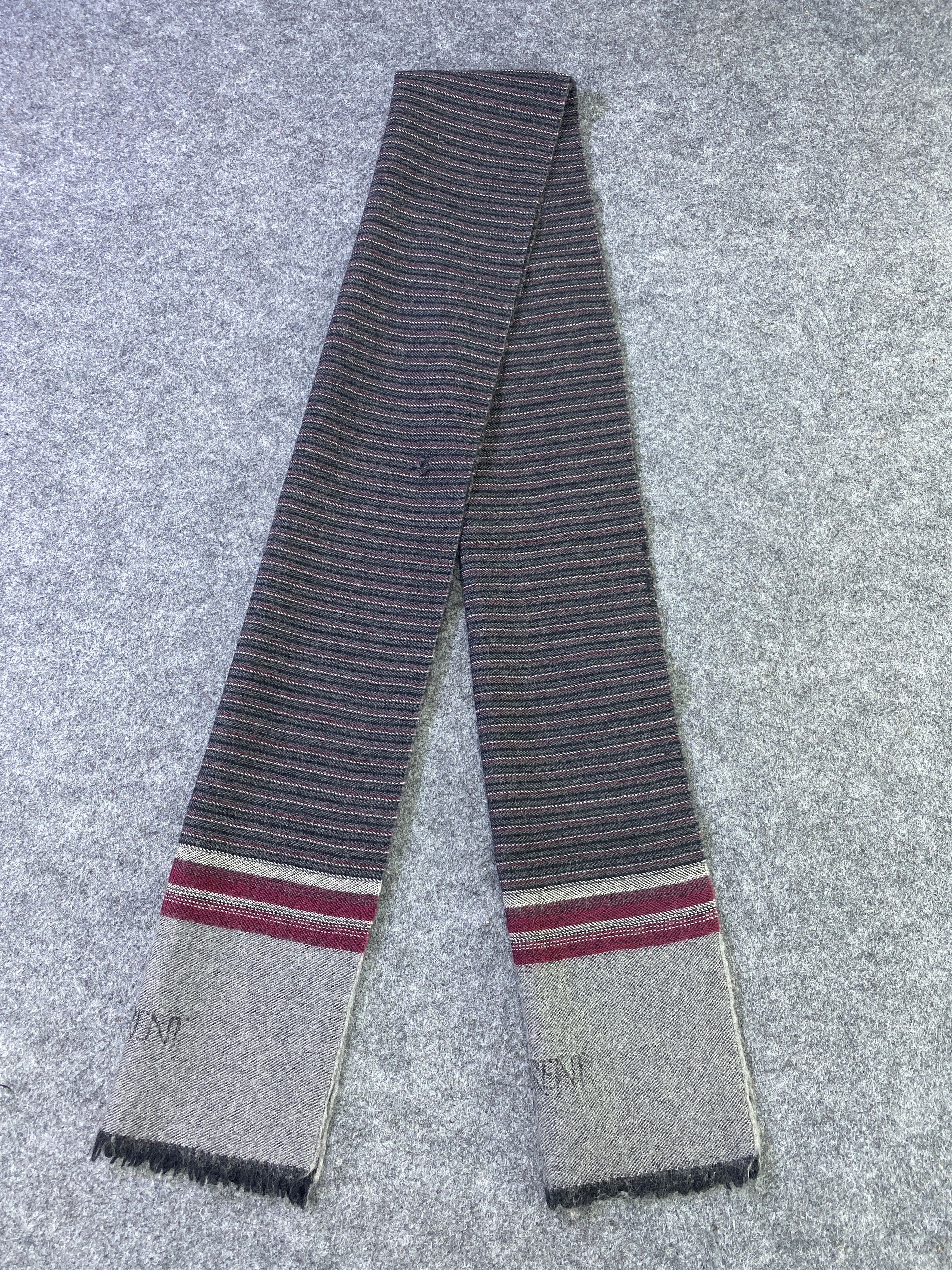 Designer Yves Saint Laurent Scarf/Muffler/Neckwear -T889 Size ONE SIZE - 4 Thumbnail