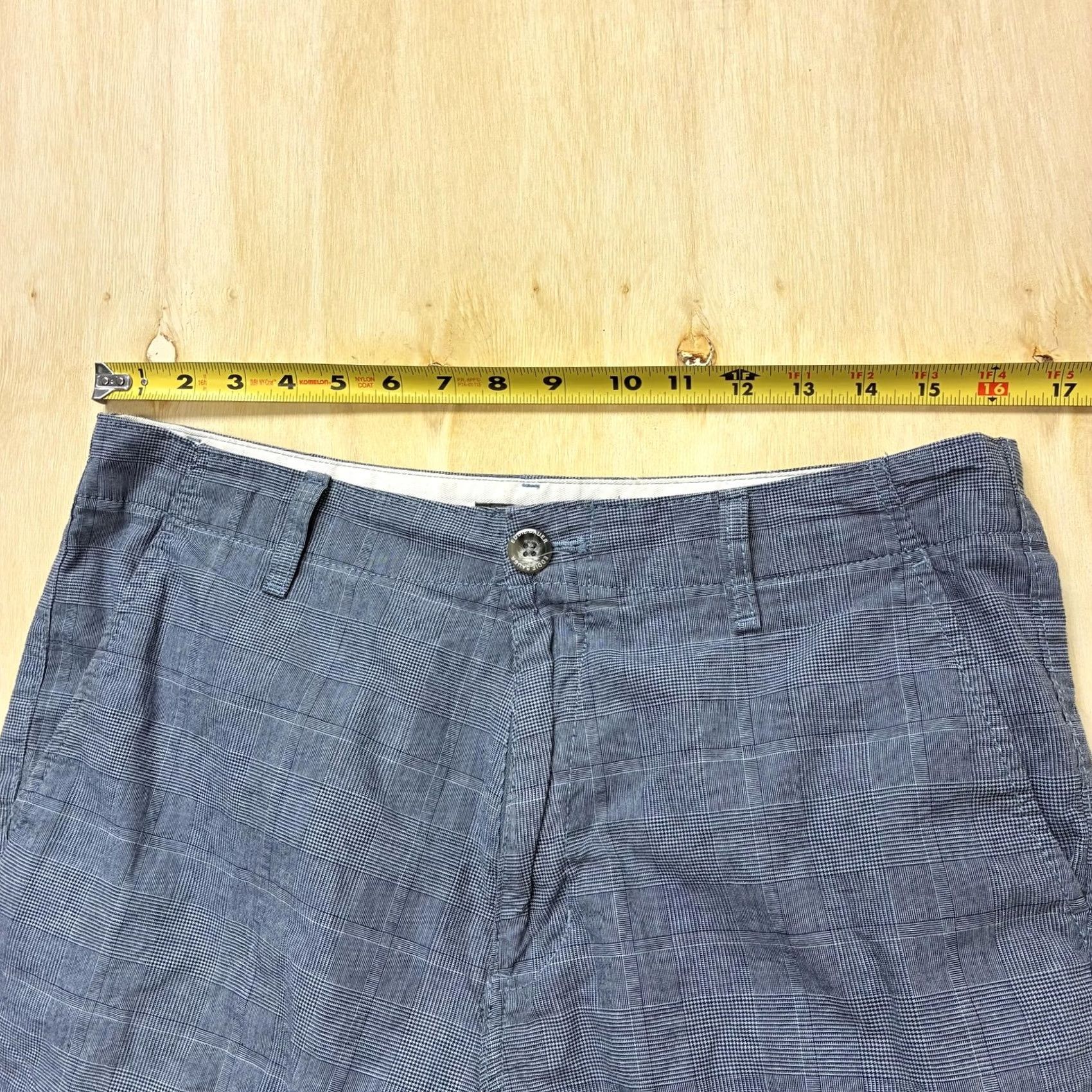 Eddie Bauer Eddie Bauer Chino Shorts Mens 32 Blue Plaid Cotton Flat Front Lightweight Size US 32 / EU 48 - 5 Thumbnail