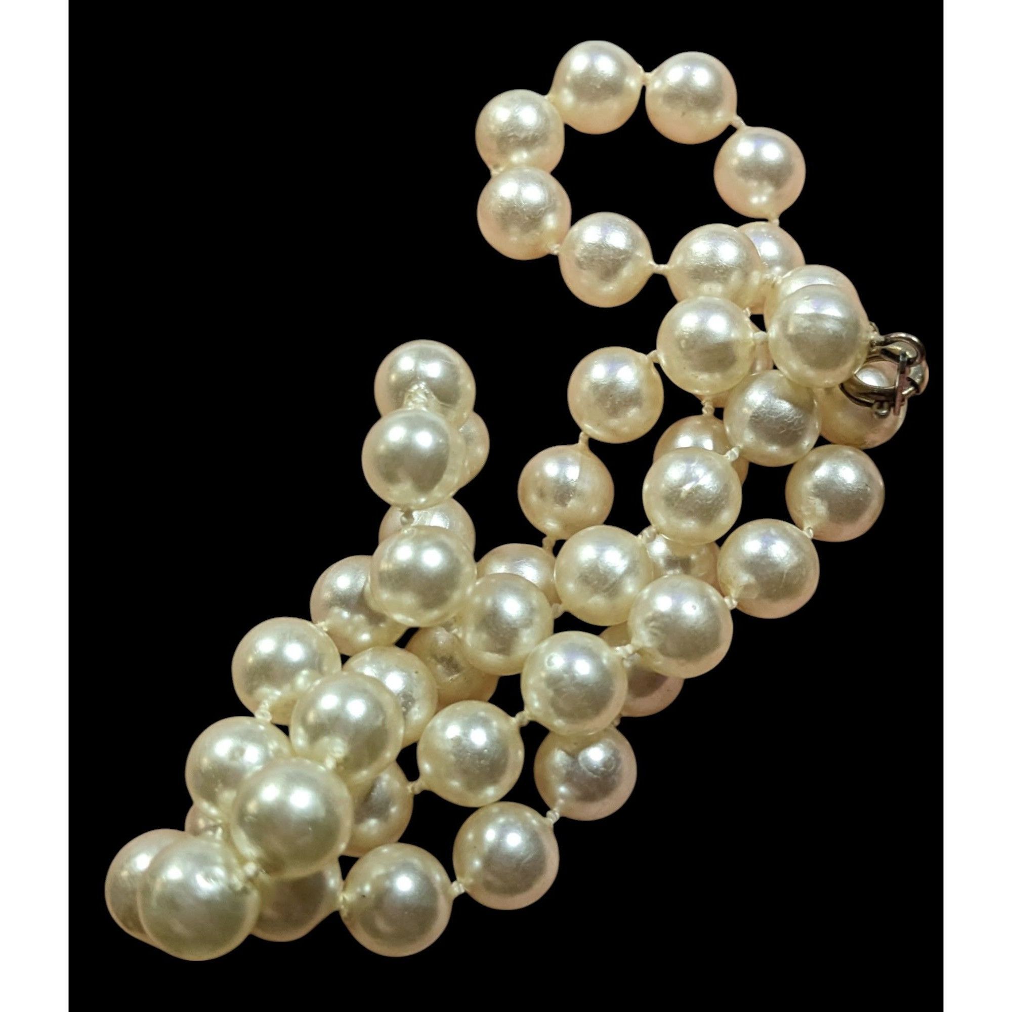 Other Simple Elegant Faux Pearl Beaded Necklace Size ONE SIZE - 5 Thumbnail