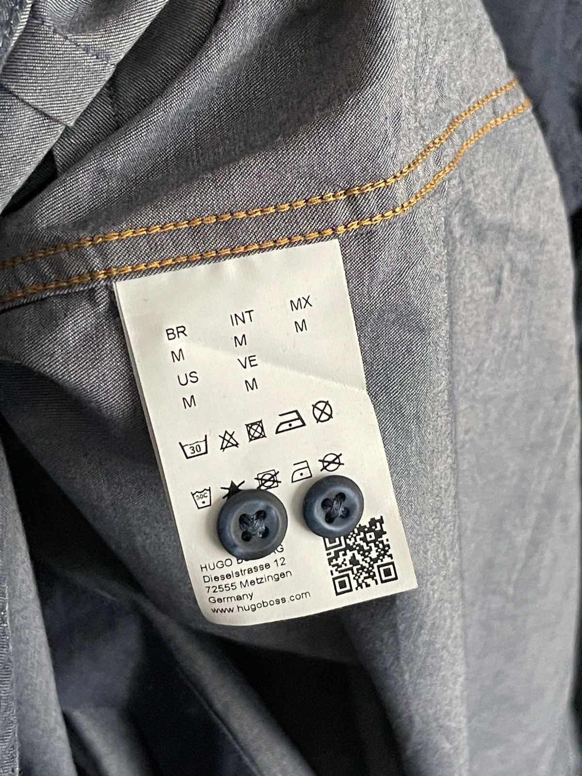 Hugo Boss Hugo boss casual shirt men’s button ups Size US M / EU 48-50 / 2 - 5 Thumbnail