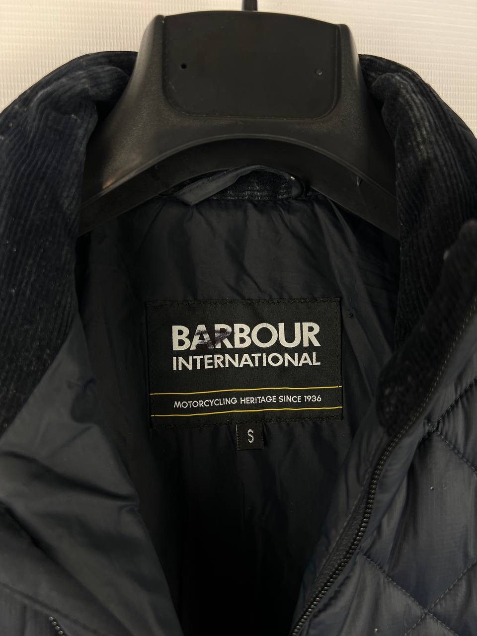 Barbour Barbour International Ariel box quilted jacket size S Size US S / EU 44-46 / 1 - 3 Thumbnail