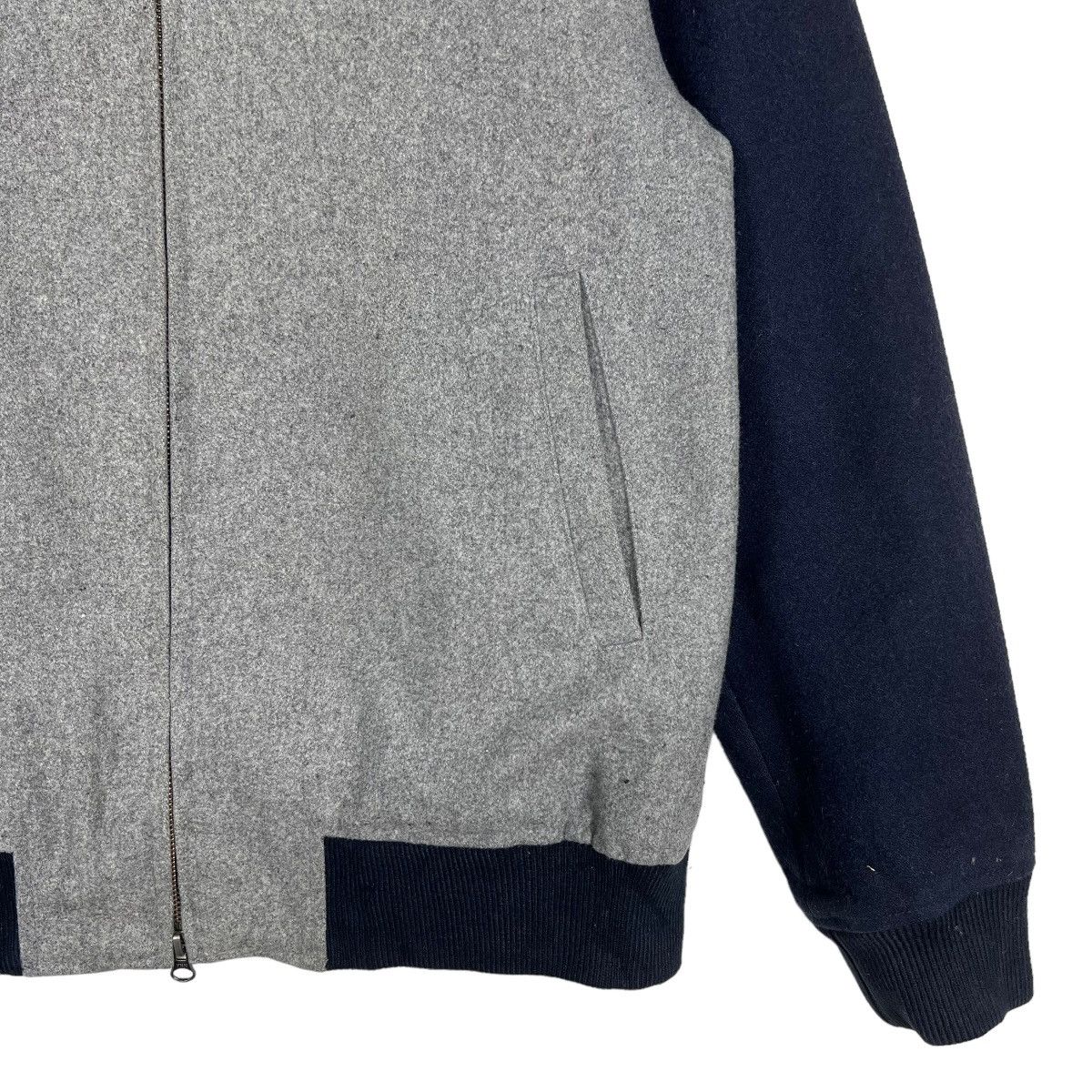 URBAN RESEARCH DOORS 🔥 URBAN RESEARCH DOOR VARSITY BOMBER JACKET Size US M / EU 48-50 / 2 - 5 Thumbnail