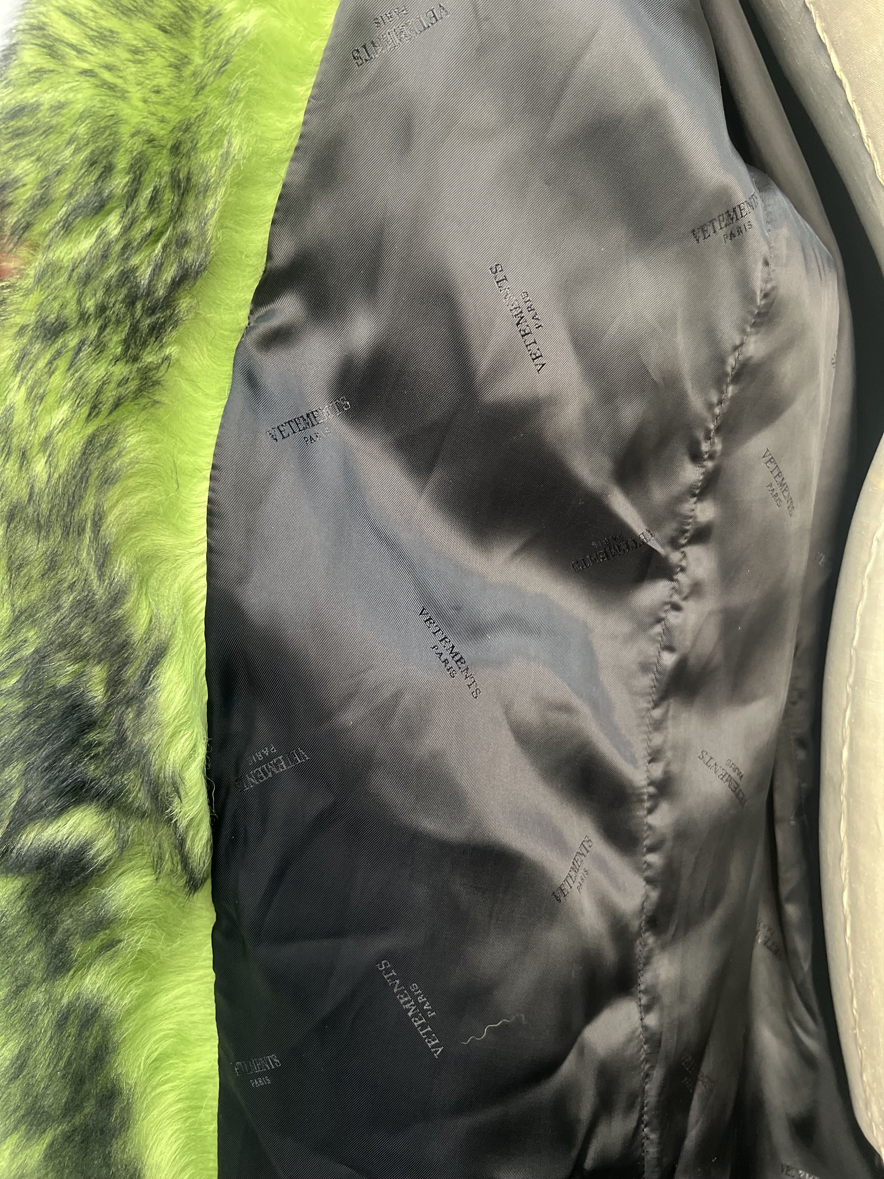 Vetements Vetements Fuax Fur Coat Size M Size M / US 6-8 / IT 42-44 - 4 Thumbnail