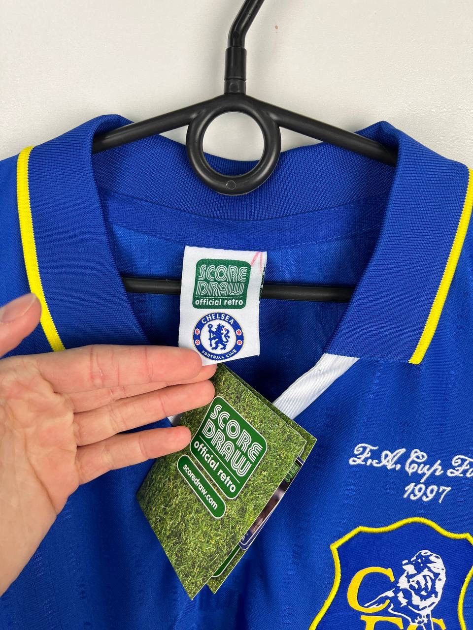 Vintage Chelsea 1997 final Cup official retro t-shirts size XL Size US XL / EU 56 / 4 - 5 Thumbnail