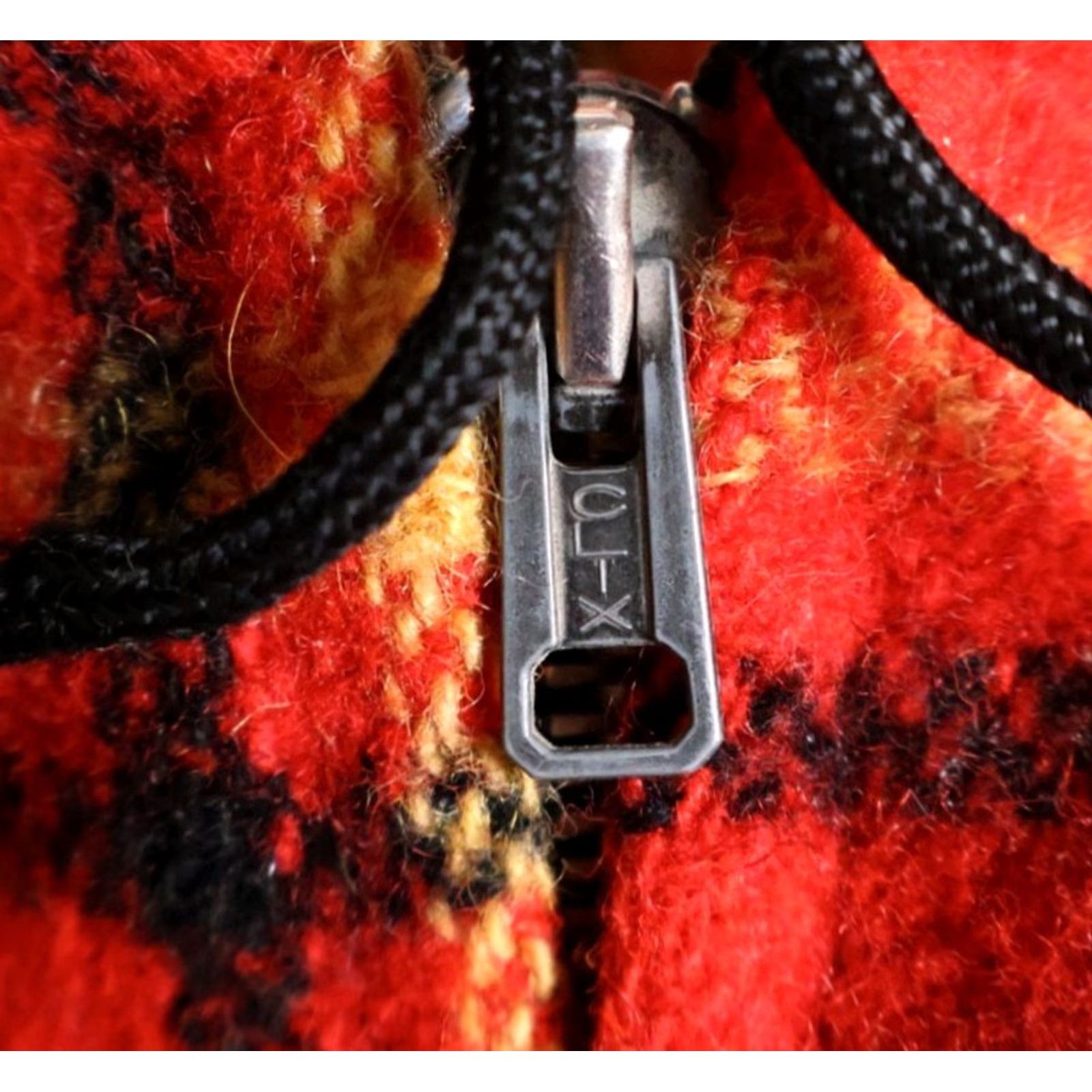 Vintage VINTAGE Wool Zip Liner Jacket M Red Yellow Plaid Hooded Clix Bomber Jacket Men Medium Size US M / EU 48-50 / 2 - 4 Thumbnail