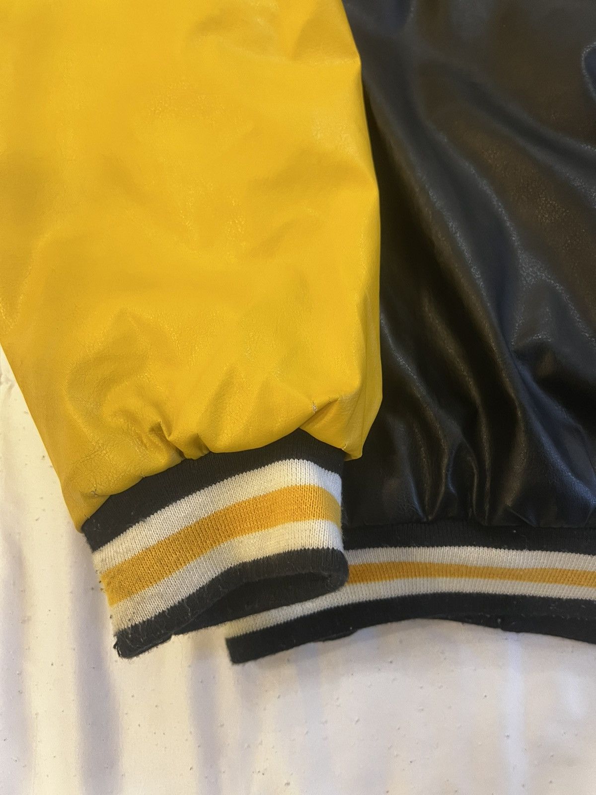 Steve And Barrys Georgia Tech University Steve & Barry Leather Bomber Jacket Size US L / EU 52-54 / 3 - 4 Thumbnail