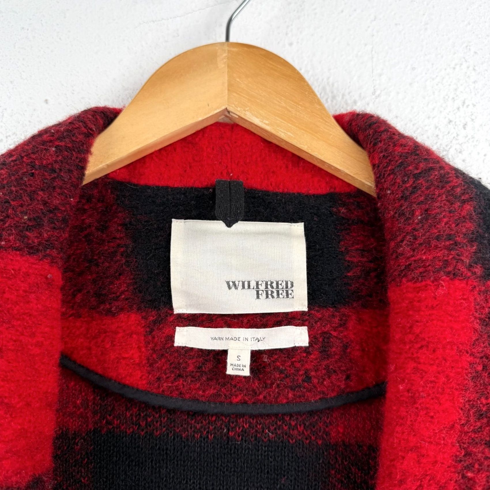 Aritzia Aritzia Wilfred Free Off Duty Jacket Womens S Wool Red Plaid Button reverse utility classic long sleeve Size S / US 4 / IT 40 - 4 Thumbnail