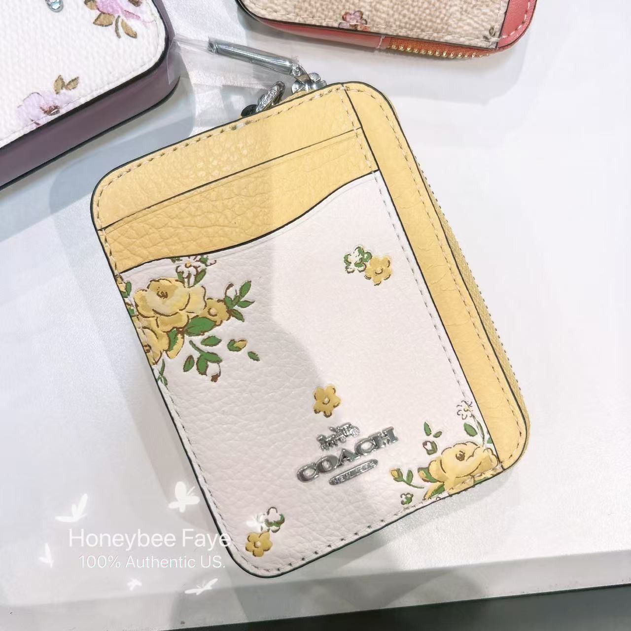 Coach Zip Card Case With Floral Print CAU44 Size ONE SIZE - 1 Thumbnail