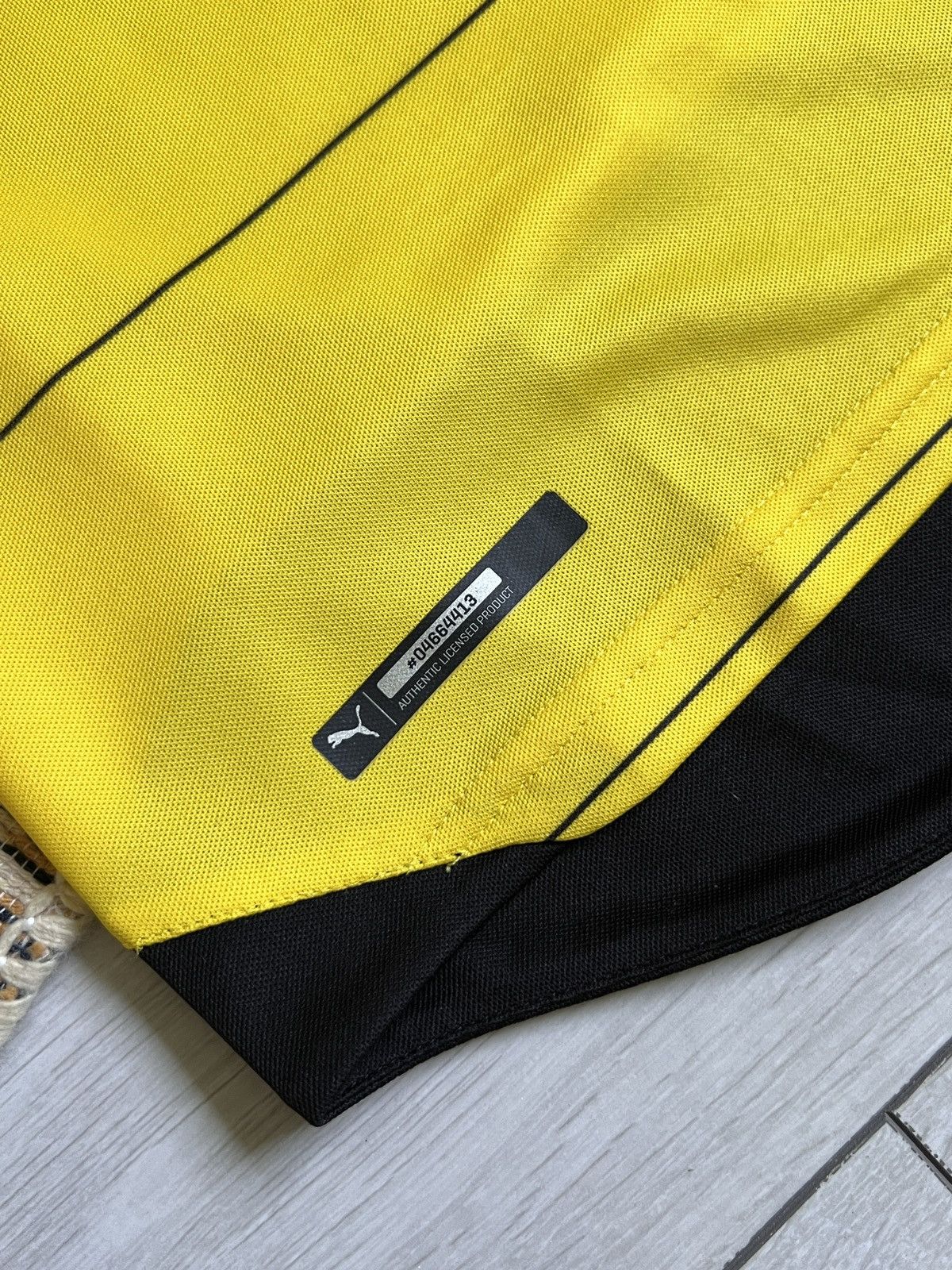 Puma Puma Borussia Dortmund 2015/16 Home Reus #11 Soccer Jersey Size US M / EU 48-50 / 2 - 12 Thumbnail