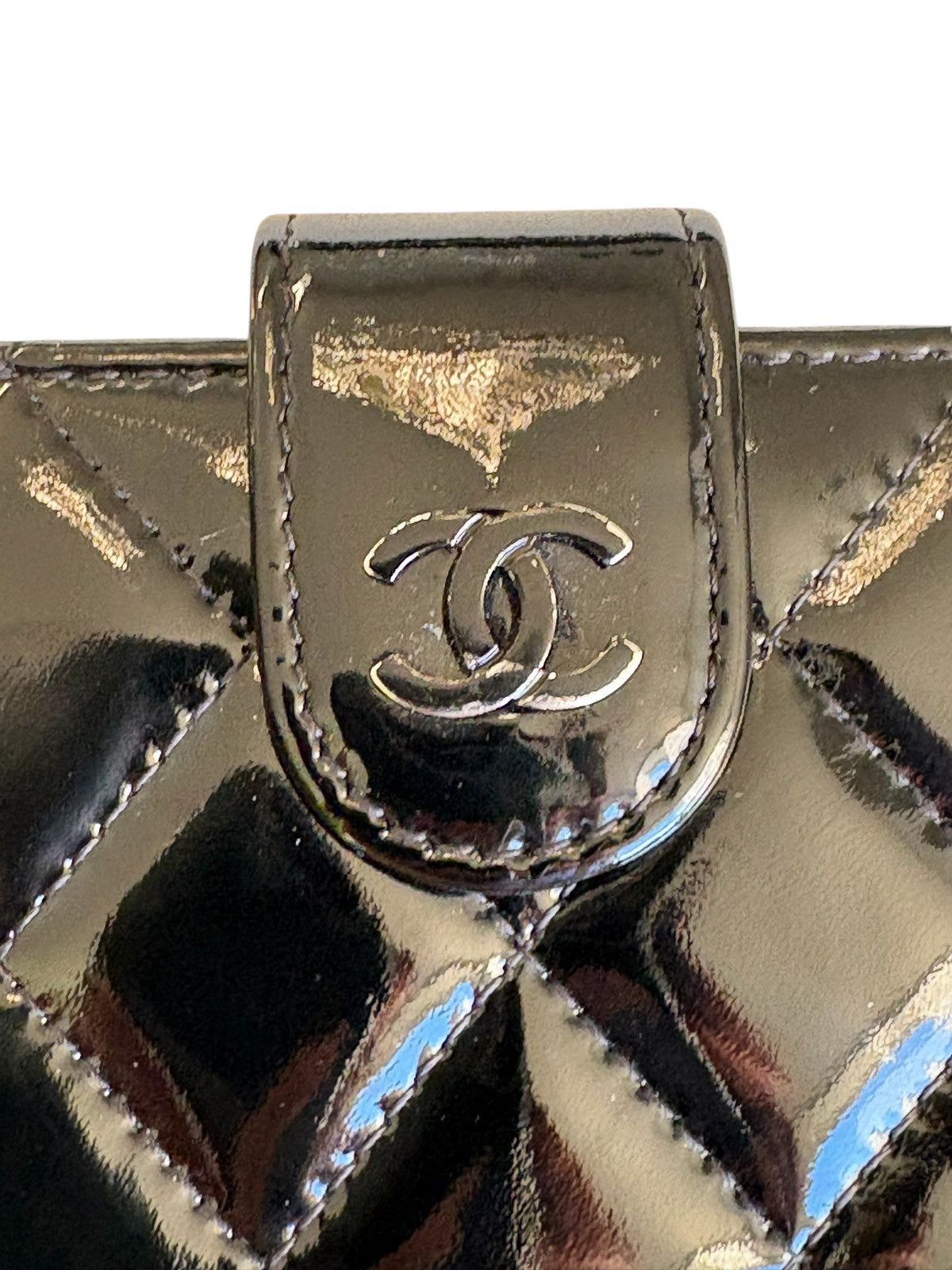 Chanel Chanel quilted patent leather black wallet Size ONE SIZE - 12 Thumbnail