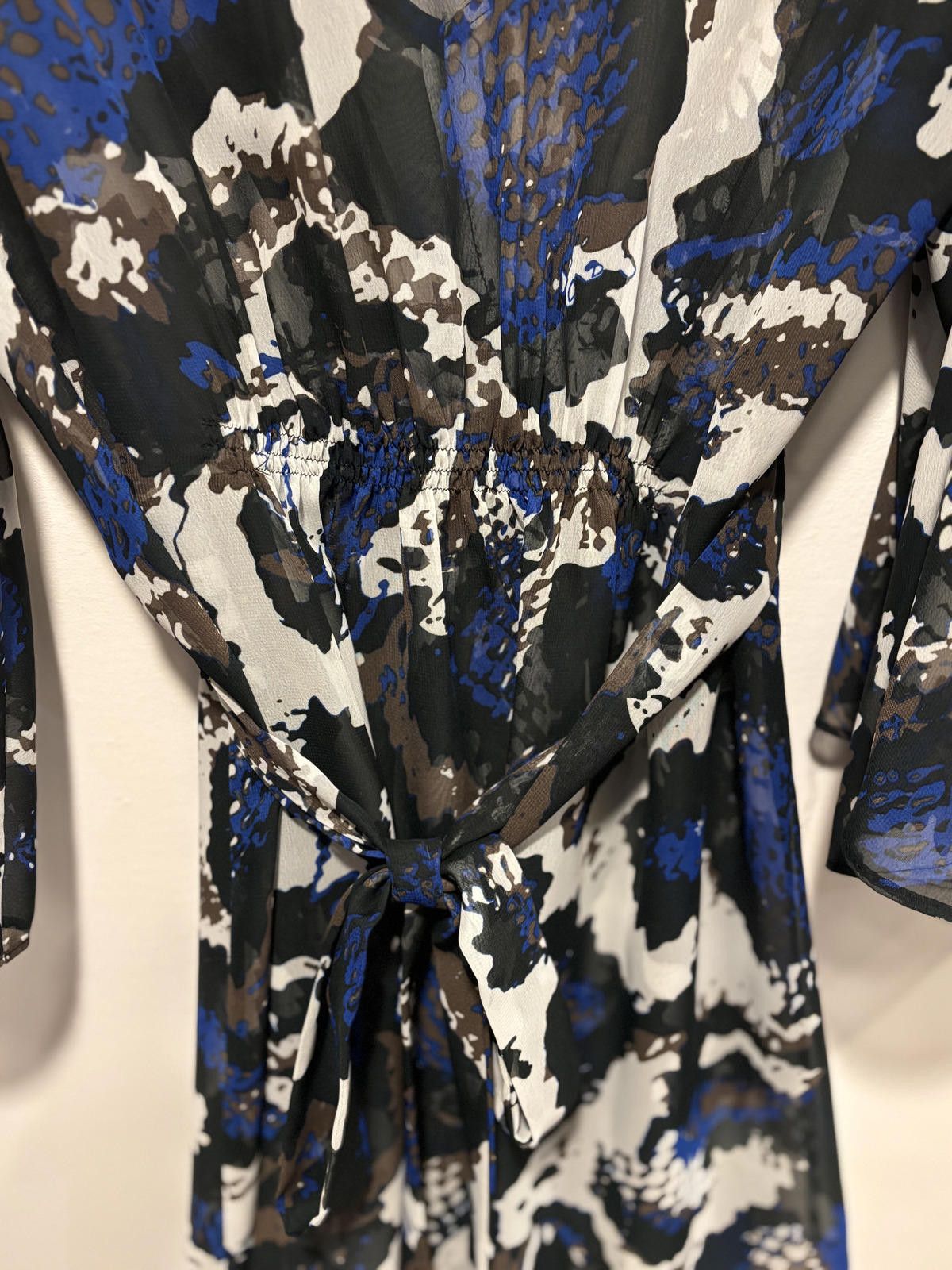 Other ECI Women's Sheer Printed Tunic with Embellished Bust 8/M Size M / US 6-8 / IT 42-44 - 8 Thumbnail