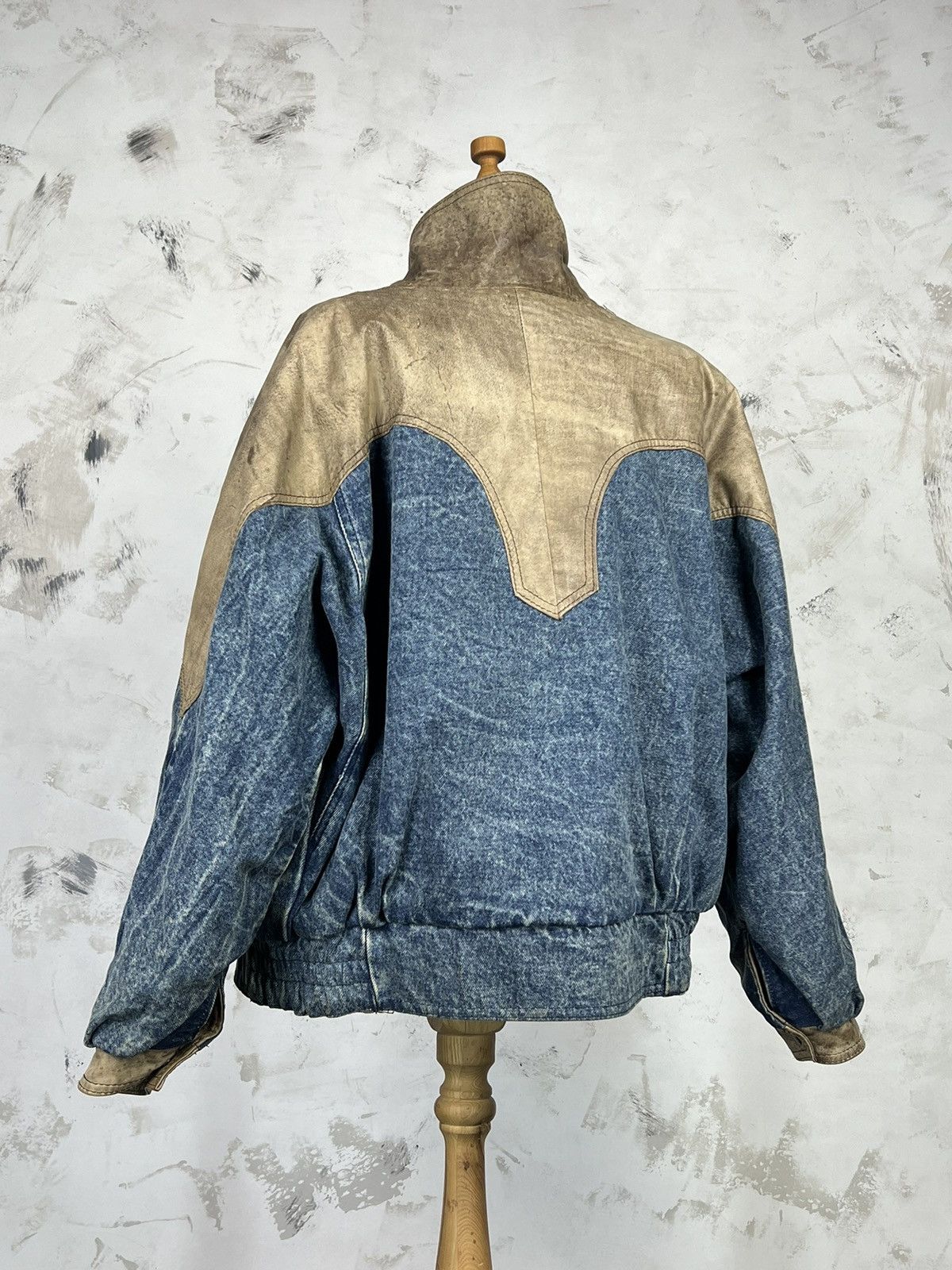 Vintage Vintage Reversible Leather Denim Bomber Jacket Size L - XL Size L / US 10 / IT 46 - 15 Thumbnail